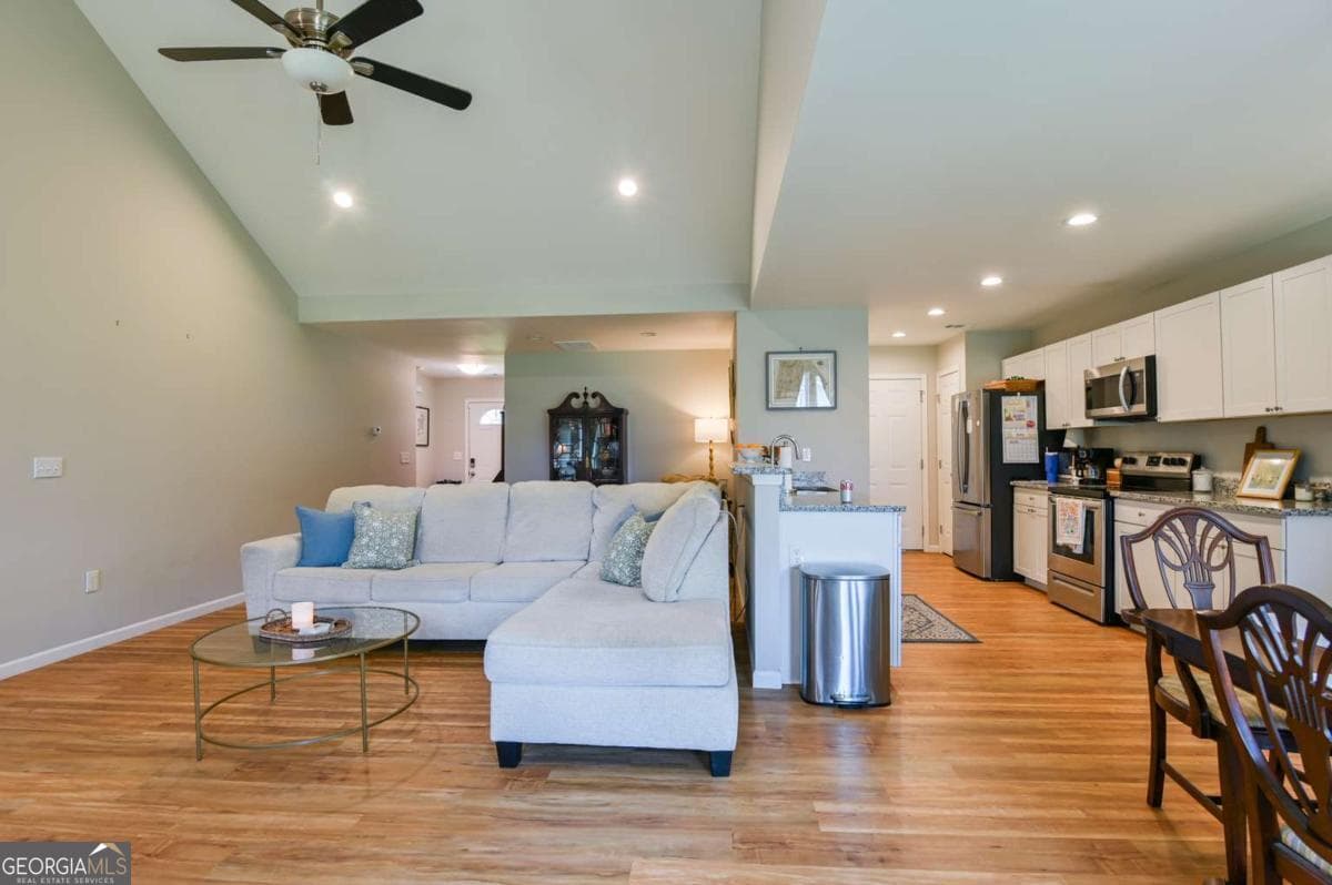 3 bedroom, 2 bathroom, 1,451 sq ft single family residence for sale at 25 Tyrus Lane, Royston, GA 30662 — photo 7