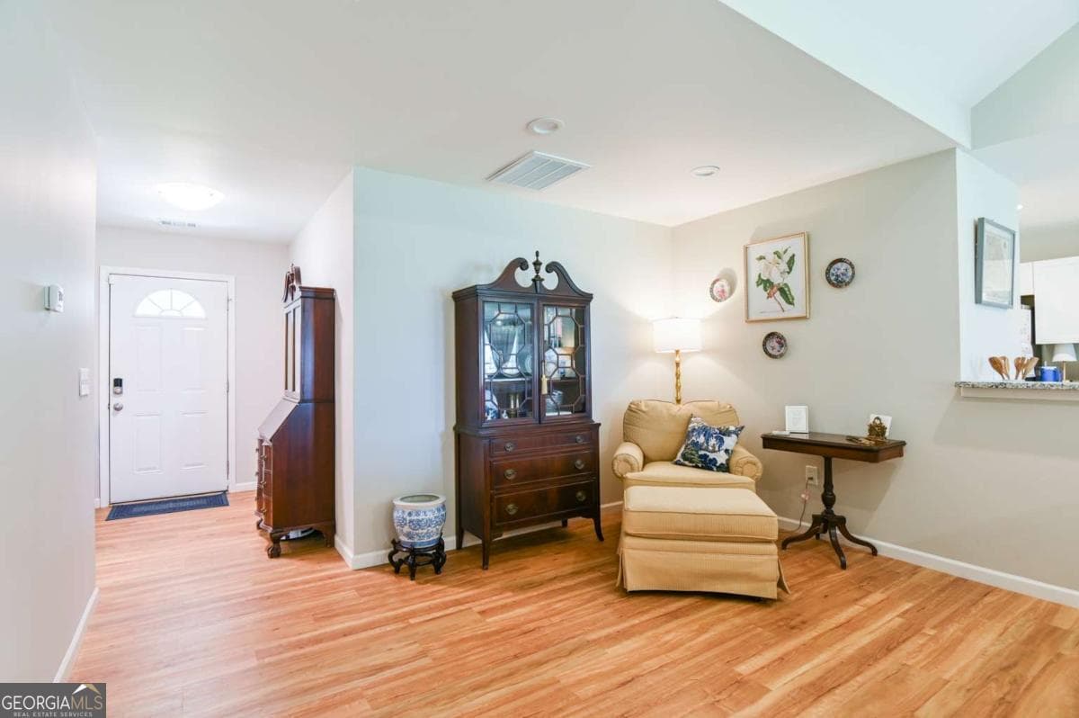 3 bedroom, 2 bathroom, 1,451 sq ft single family residence for sale at 25 Tyrus Lane, Royston, GA 30662 — photo 3
