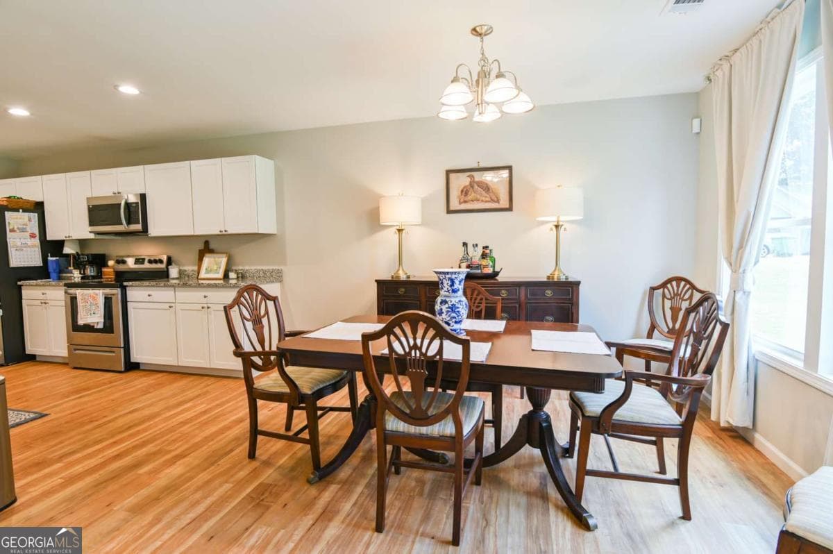 3 bedroom, 2 bathroom, 1,451 sq ft single family residence for sale at 25 Tyrus Lane, Royston, GA 30662 — photo 9
