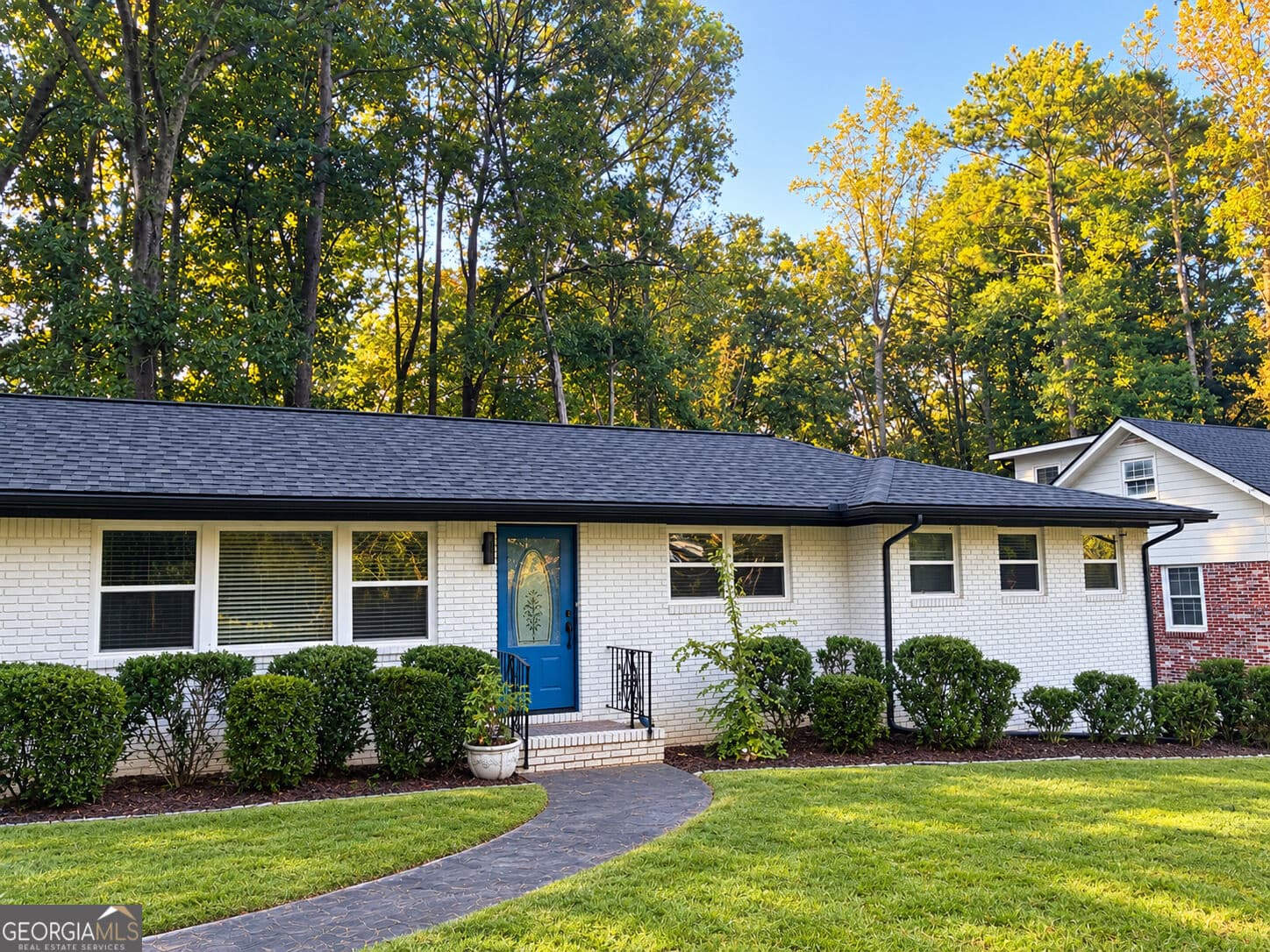 3 bedroom, 3 bathroom, 2,572 sq ft single family residence for sale at 2691 Westchester Drive, Atlanta, GA 30344 — photo 2