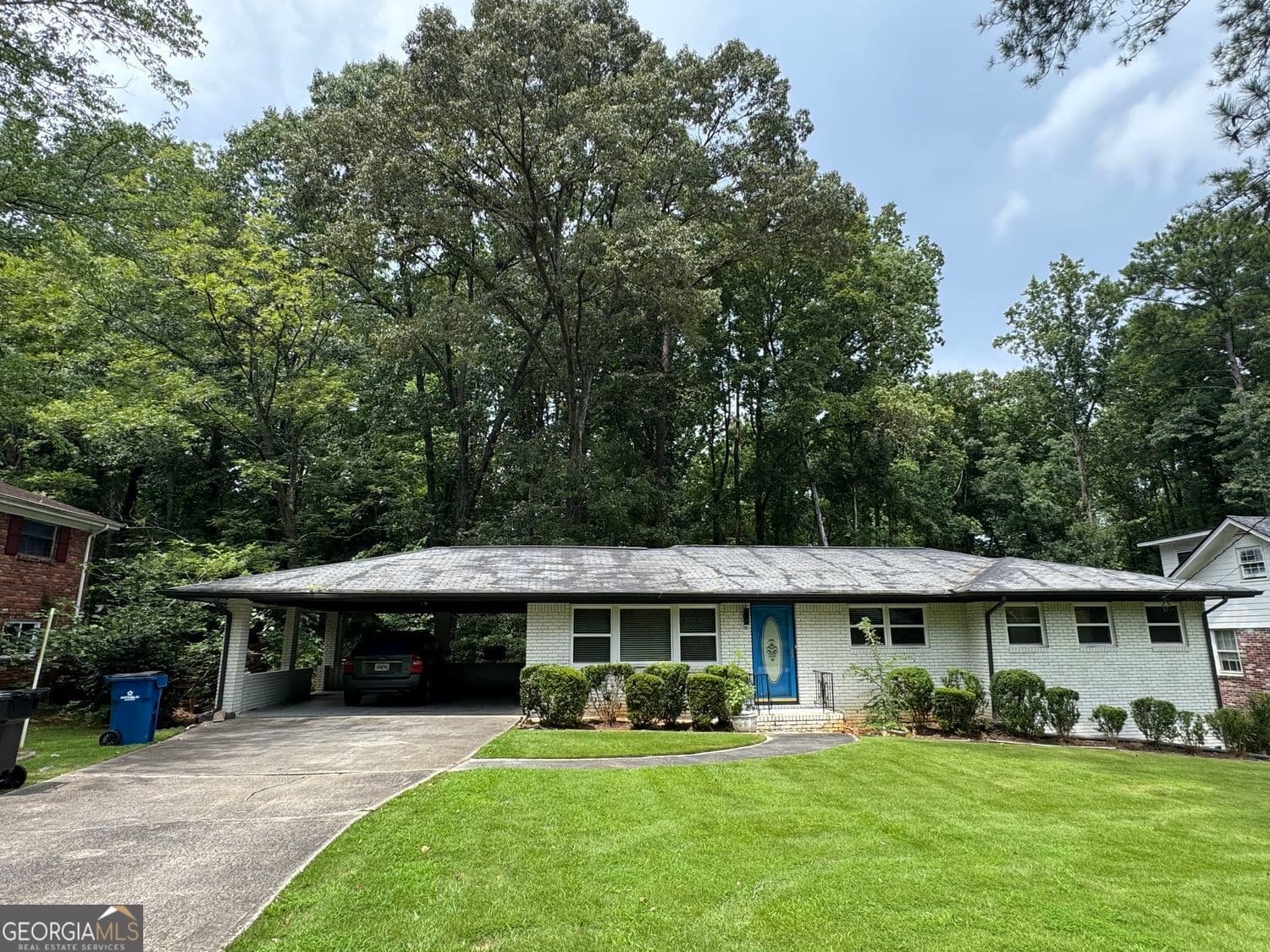 3 bedroom, 3 bathroom, 2,572 sq ft single family residence for sale at 2691 Westchester Drive, Atlanta, GA 30344 — photo 3