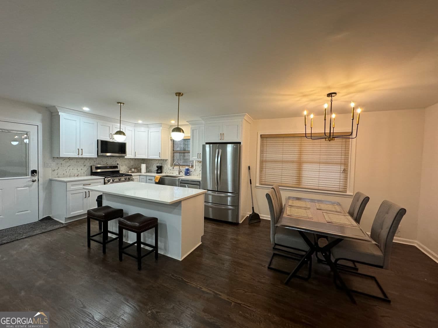 3 bedroom, 3 bathroom, 2,572 sq ft single family residence for sale at 2691 Westchester Drive, Atlanta, GA 30344 — photo 8