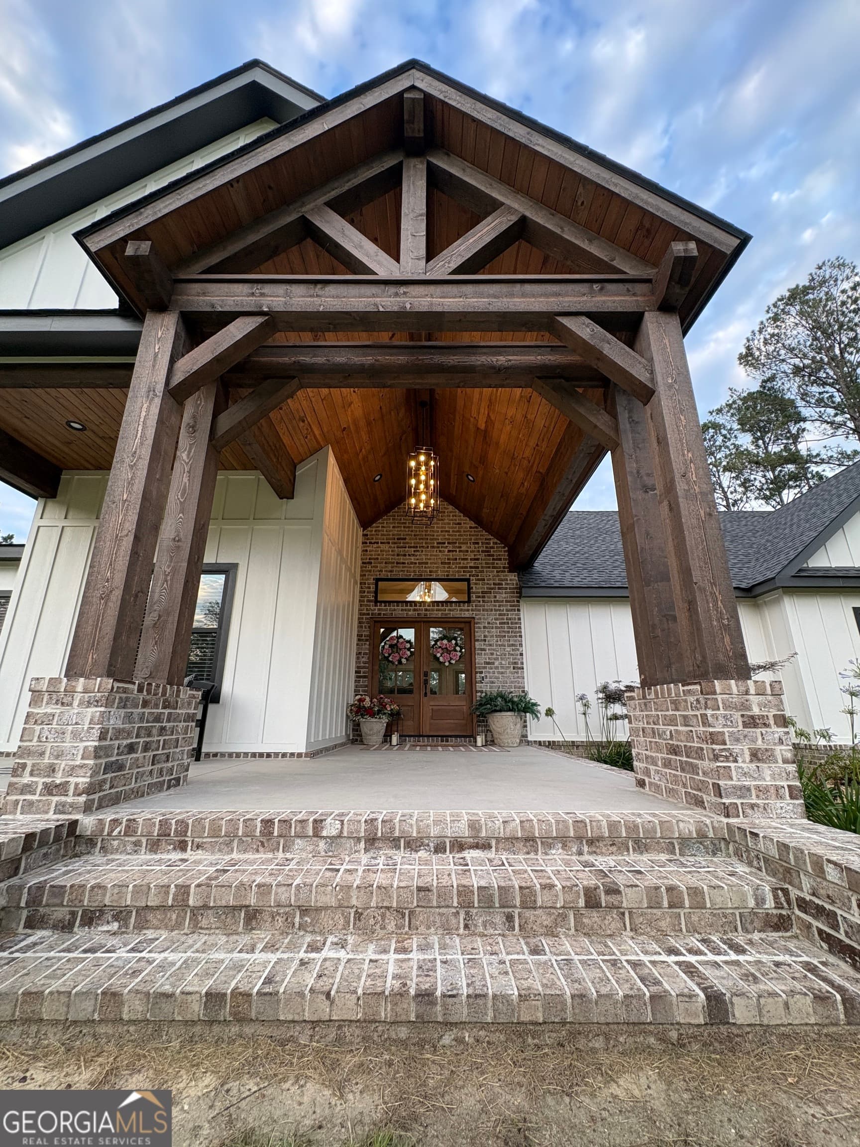 4 bedroom, 2.5 bathroom, 2,849 sq ft single family residence for sale at 149 Owl Head Trail, Hazlehurst, GA 31539 — photo 4