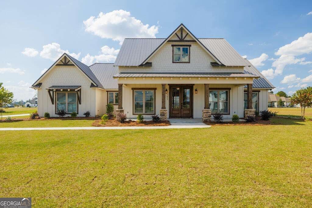 4 bedroom, 3 bathroom, 2,323 sq ft single family residence for sale at 5622 Buck Run Road, Lake Park, GA 31636