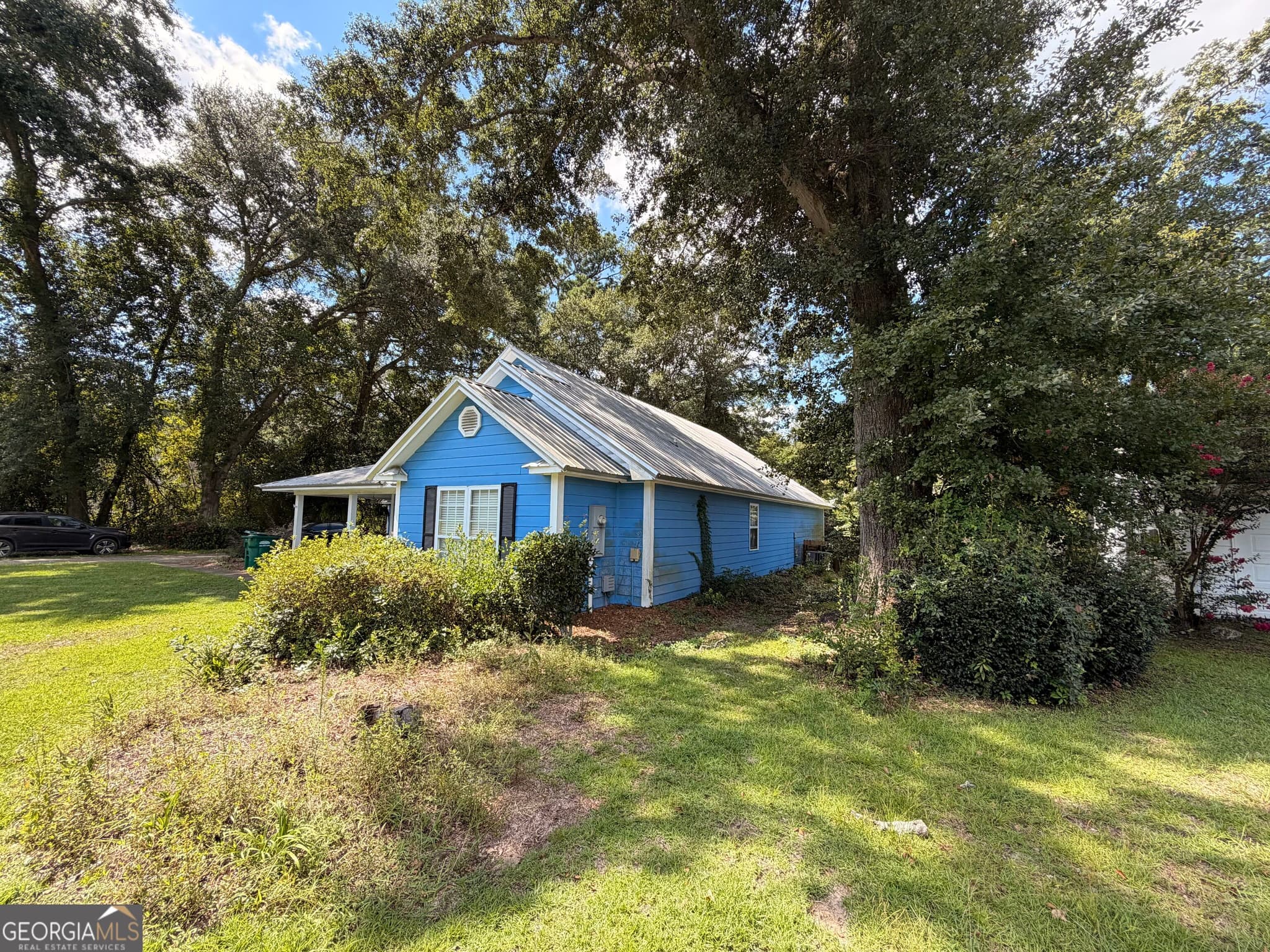 3 bedroom, 2 bathroom, 1,872 sq ft single family residence for sale at 178 Edinborough Drive, Leesburg, GA 31763 — photo 4