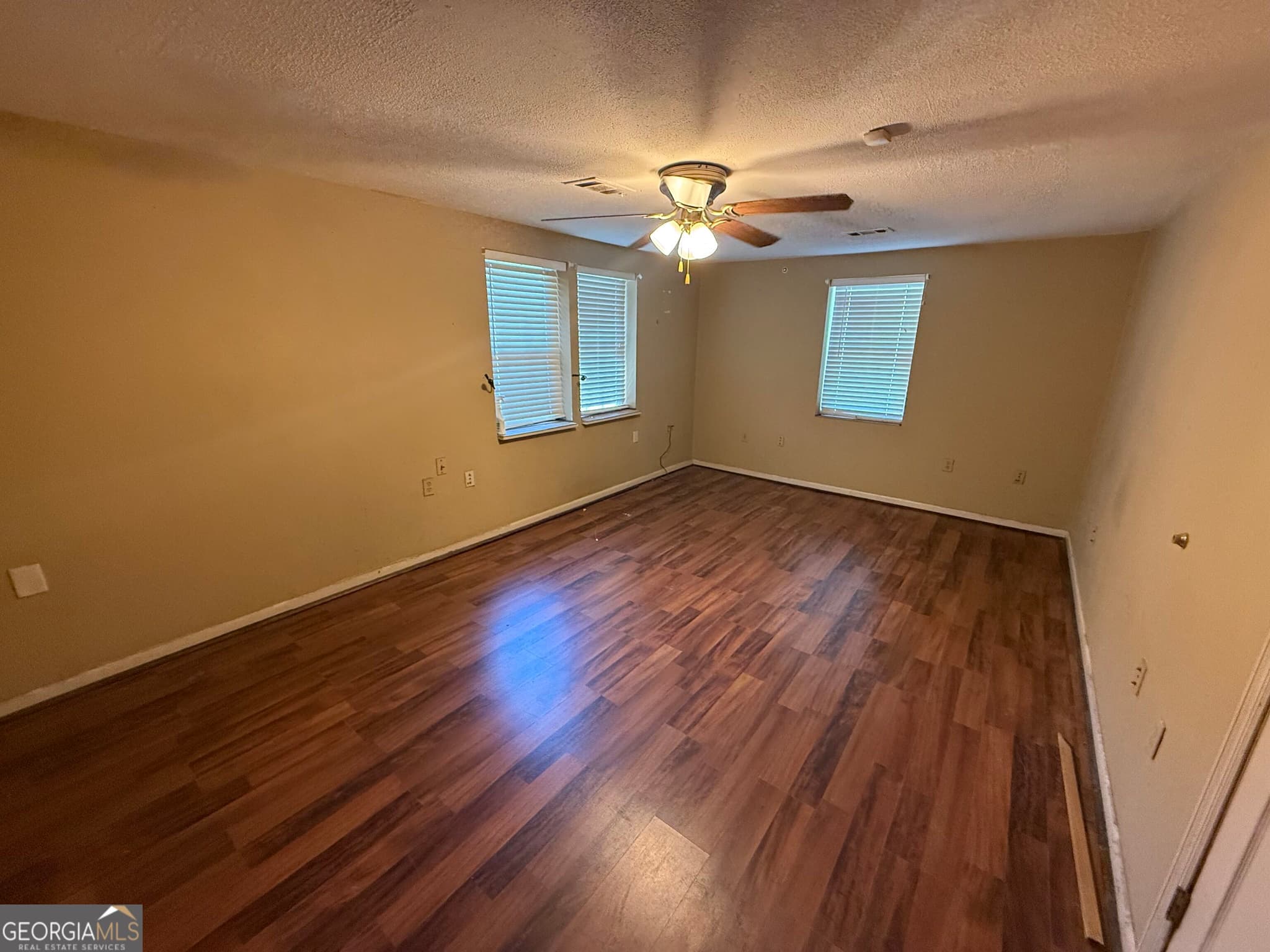 4 bedroom, 2.5 bathroom, 2,276 sq ft single family residence for sale at 3718 N Highway 1, Midville, GA 30441 — photo 5
