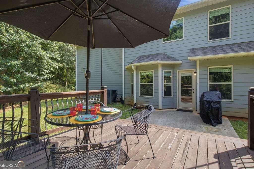 4 bedroom, 2.5 bathroom, 1,850 sq ft single family residence for sale at 271 Oxmoor Close, Winterville, GA 30683 — photo 10