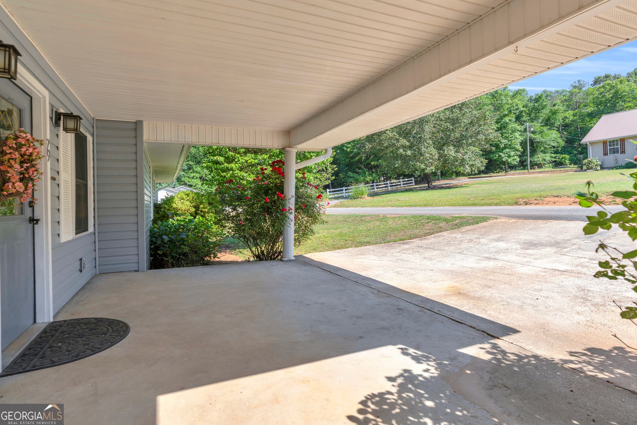 3 bedroom, 2.5 bathroom, 1,952 sq ft single family residence for sale at 79 Wisteria Cove Estate, Hartwell, GA 30643 — photo 6