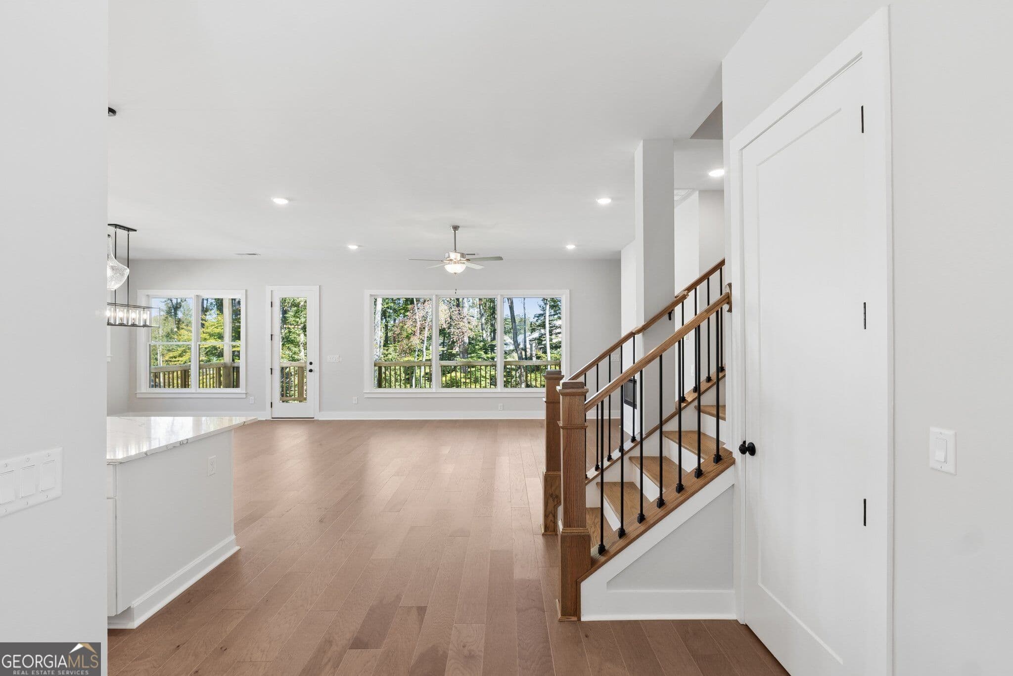 5 bedroom, 4 bathroom, 3,560 sq ft single family residence for sale at 2253 Ellis Mountain Drive, Marietta, GA 30064 — photo 6
