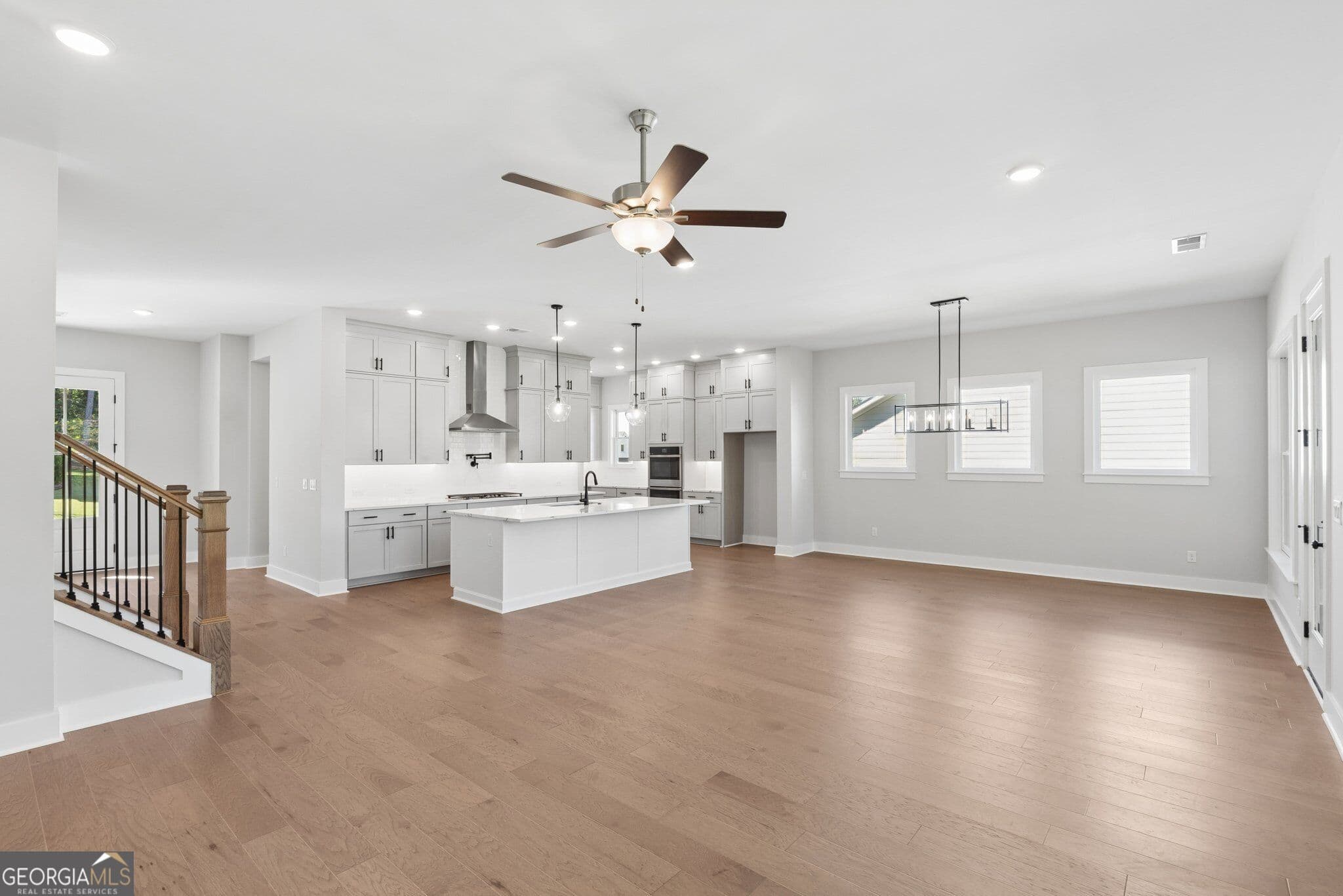 5 bedroom, 4 bathroom, 3,560 sq ft single family residence for sale at 2253 Ellis Mountain Drive, Marietta, GA 30064 — photo 8