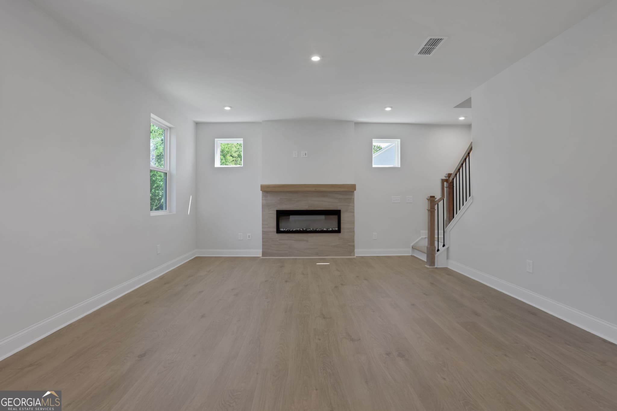 4 bedroom, 2.5 bathroom, 3,323 sq ft single family residence for sale at 307 William Gossett Drive 47B, Canton, GA 30114 — photo 6
