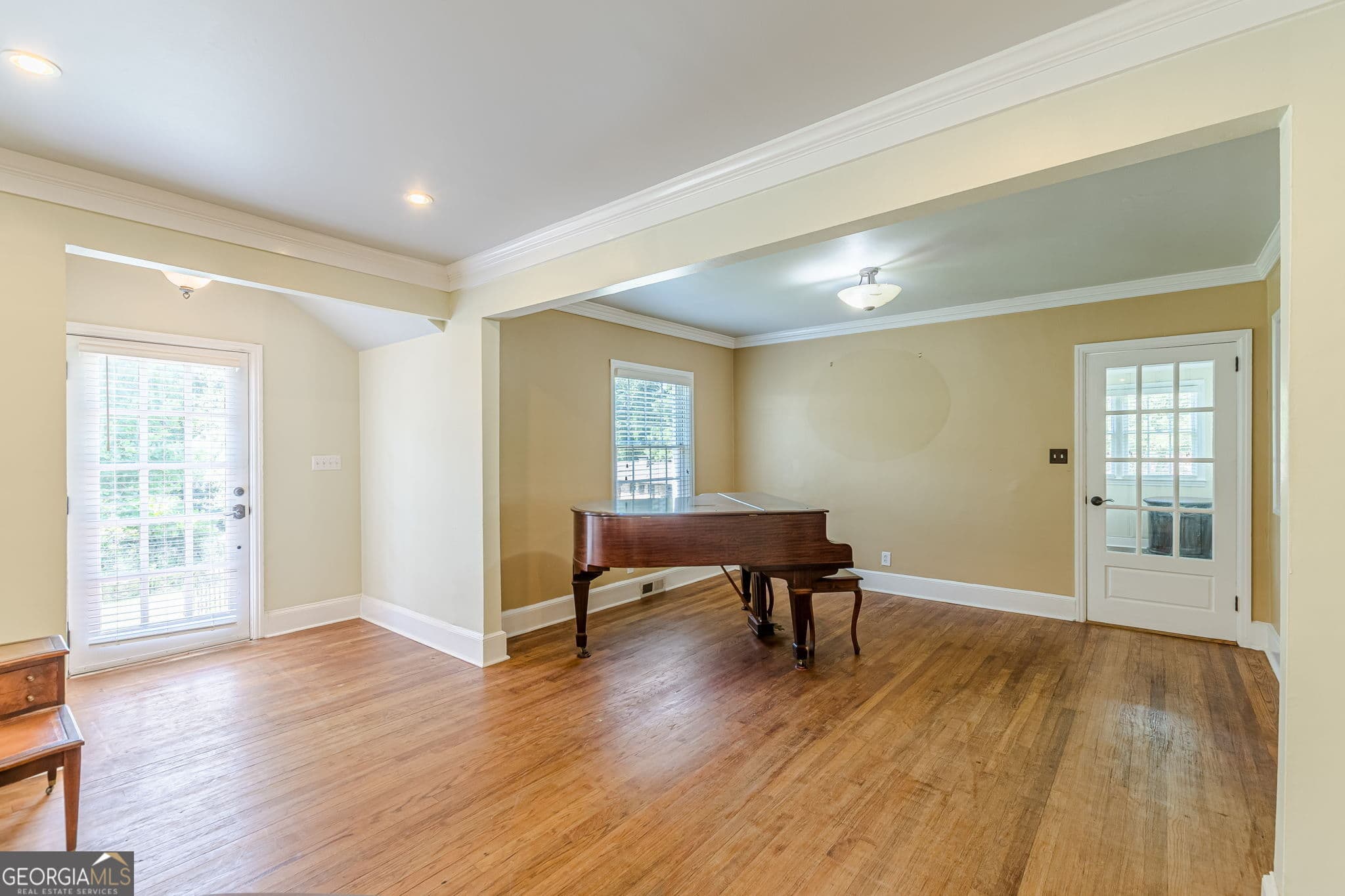 4 bedroom, 3 bathroom, 3,375 sq ft single family residence for sale at 2367 Ridgeway Avenue, College Park, GA 30337 — photo 9