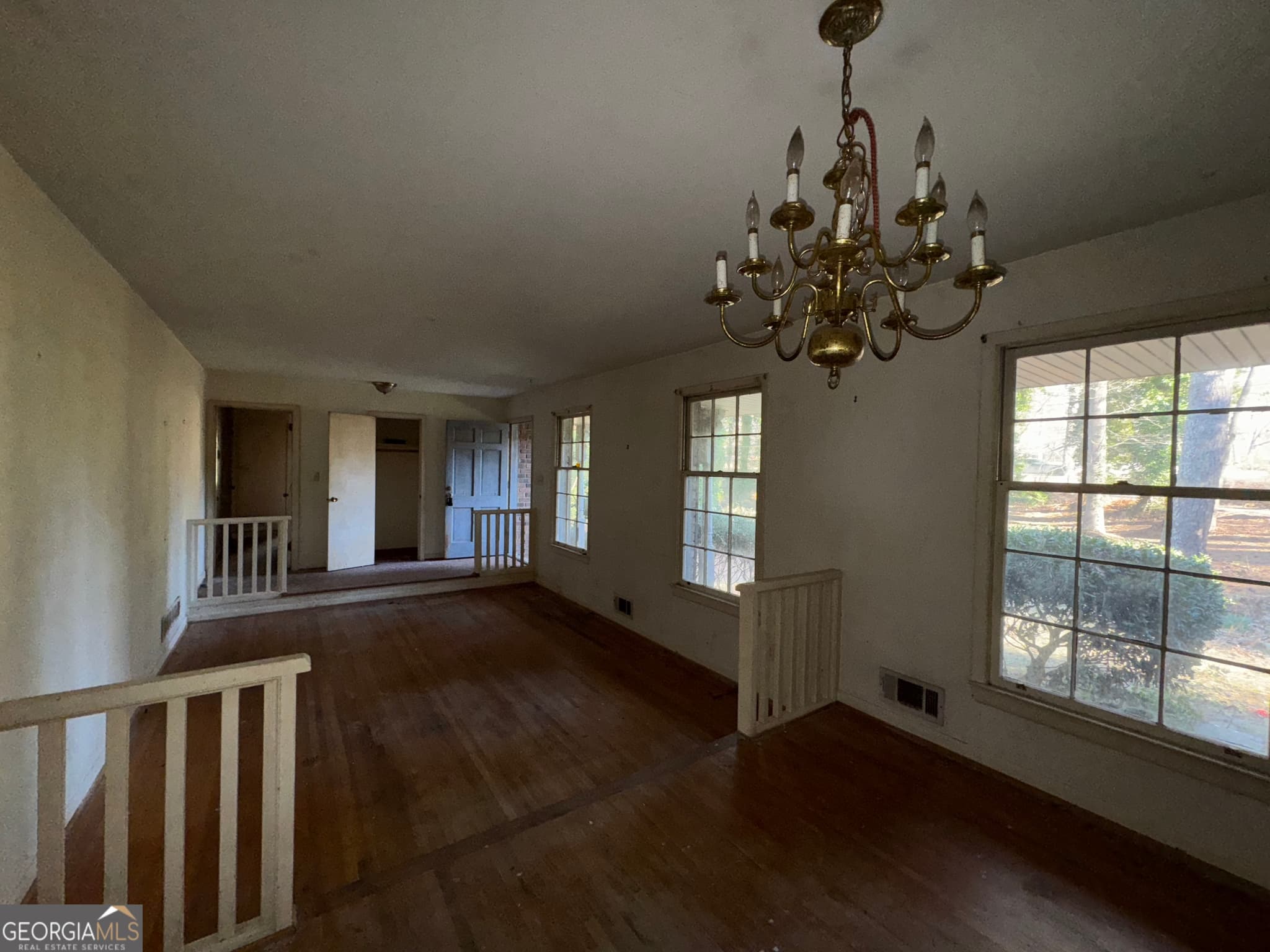 3 bedroom, 2.5 bathroom, 1,296 sq ft single family residence for sale at 3955 Demooney Road, Atlanta, GA 30349 — photo 9