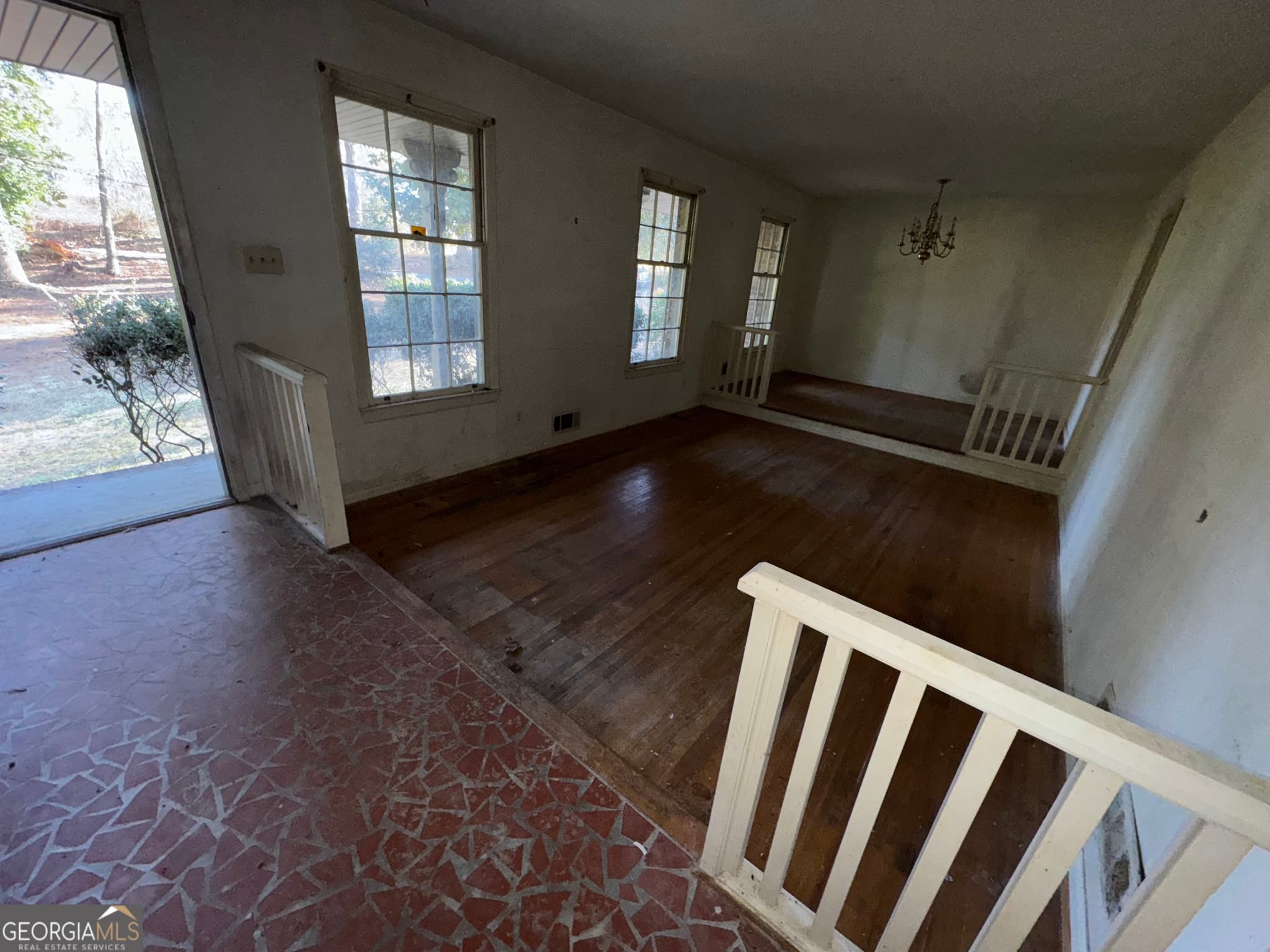 3 bedroom, 2.5 bathroom, 1,296 sq ft single family residence for sale at 3955 Demooney Road, Atlanta, GA 30349 — photo 10