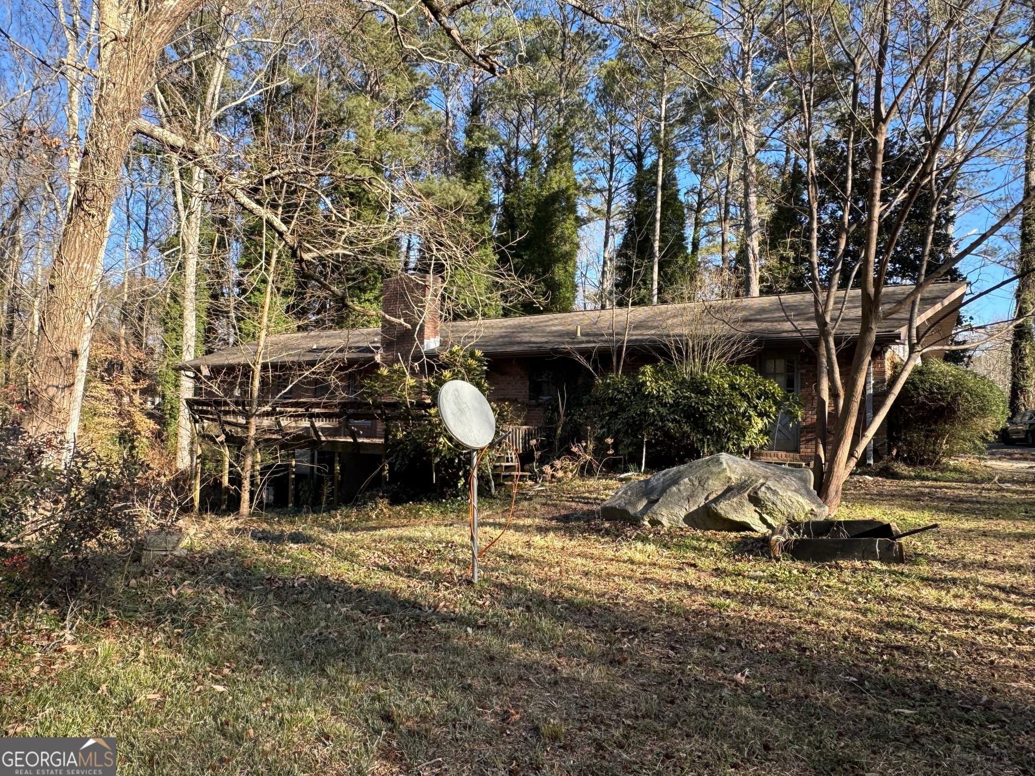 3 bedroom, 2.5 bathroom, 1,296 sq ft single family residence for sale at 3955 Demooney Road, Atlanta, GA 30349 — photo 4