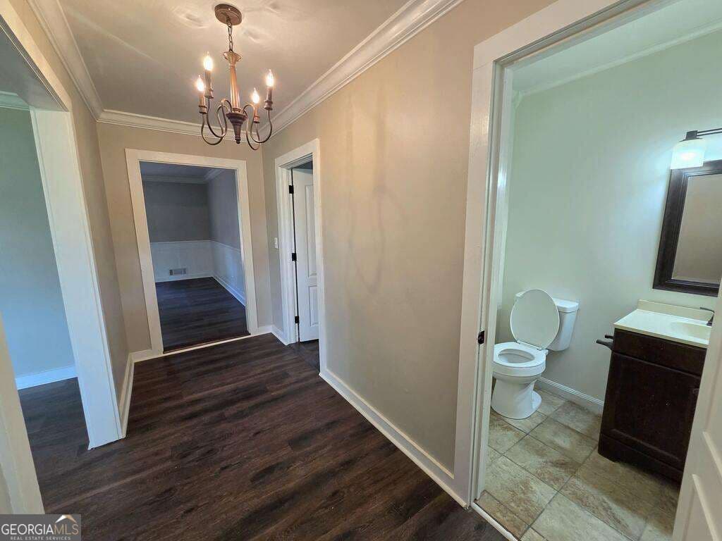 4 bedroom, 3.5 bathroom, 2,968 sq ft single family residence for sale at 911 W Roanoke Drive Extension, Fitzgerald, GA 31750 — photo 6