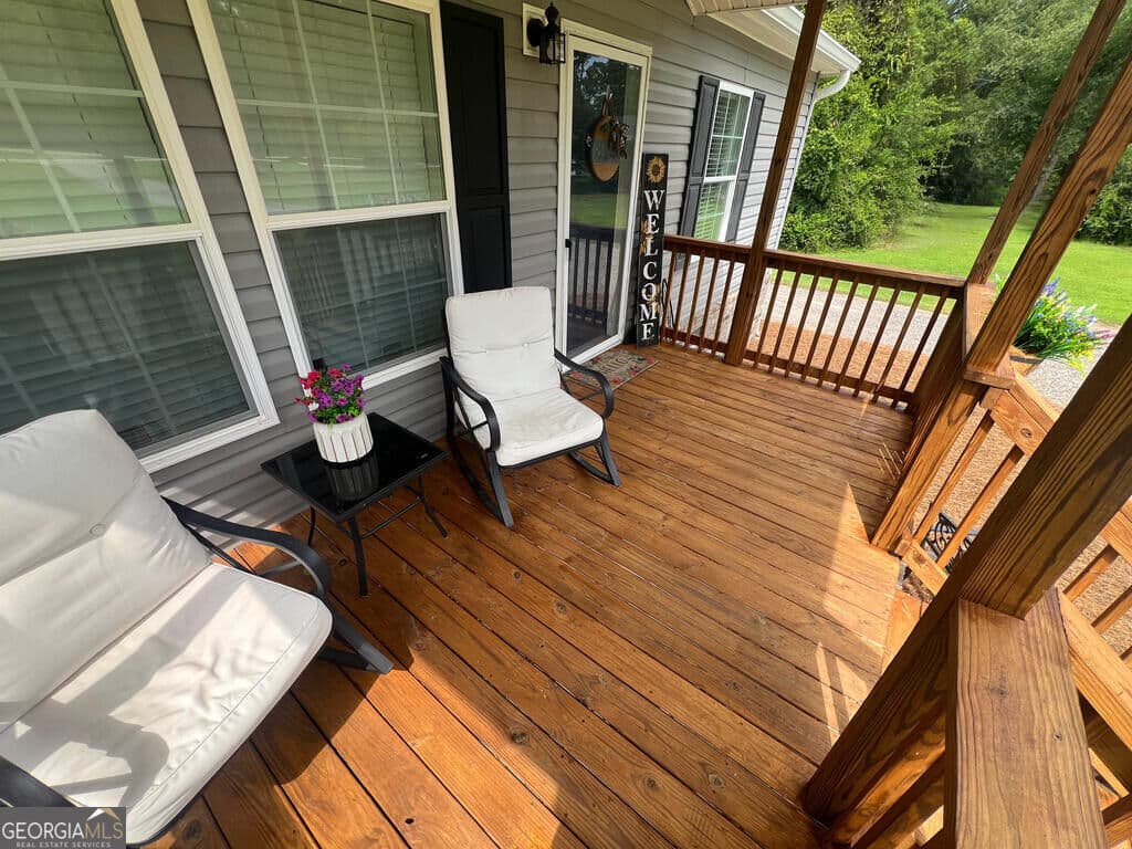 4 bedroom, 2 bathroom, 2,432 sq ft manufactured home,single family residence under contract at 9400 Ga Highway 24, Statesboro, GA 30461 — photo 4