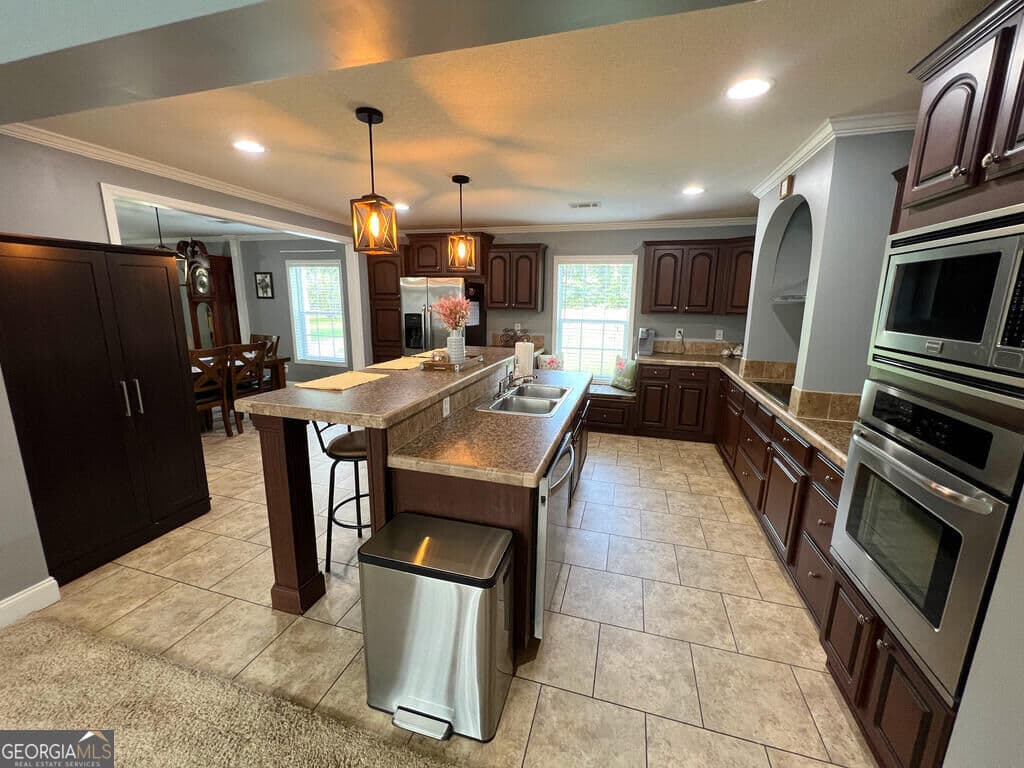4 bedroom, 2 bathroom, 2,432 sq ft manufactured home,single family residence under contract at 9400 Ga Highway 24, Statesboro, GA 30461 — photo 8