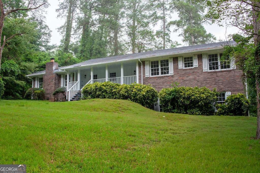 3 bedroom, 2.5 bathroom, 2,348 sq ft single family residence for sale at 2016 Gibralter Way, Conyers, GA 30012 — photo 2