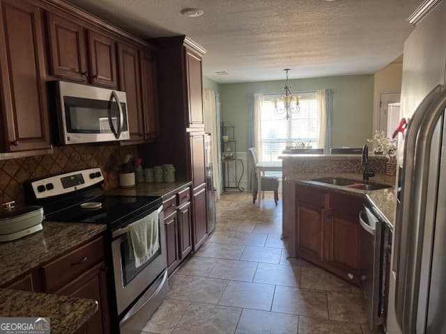 3 bedroom, 2.5 bathroom, 2,075 sq ft single family residence for sale at 134 Delenn Drive, Lizella, GA 31052 — photo 5