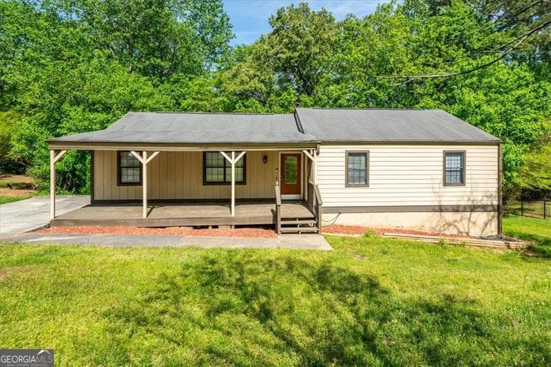 3 bedroom, 2 bathroom, 2,310 sq ft single family residence sold at 6182 SILVER SPUR Drive, Lithonia, GA 30058
