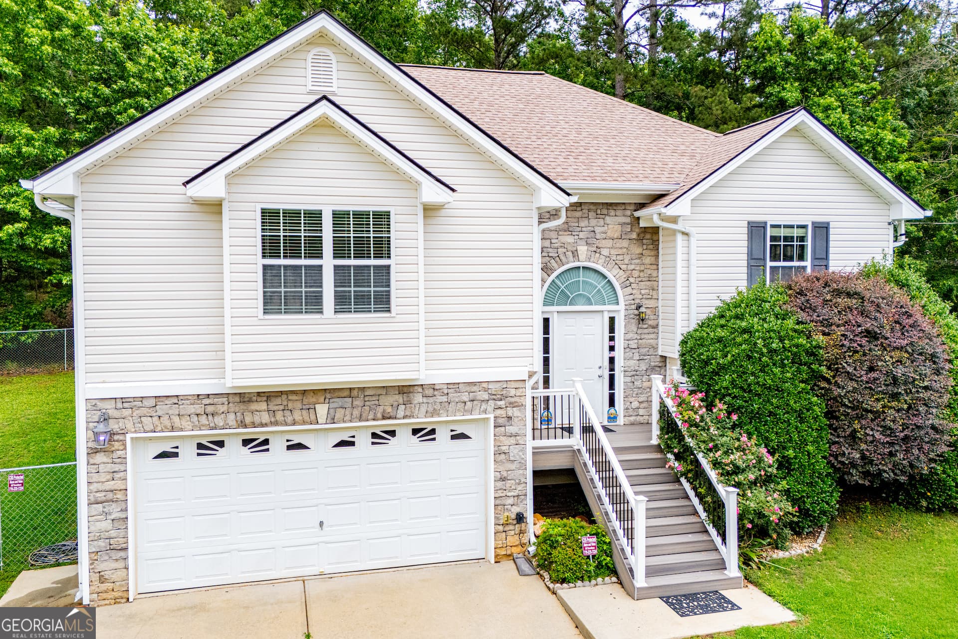 3 bedroom, 2 bathroom, 1,434 sq ft single family residence sold at 476 W West Wind Drive, Villa Rica, GA 30180