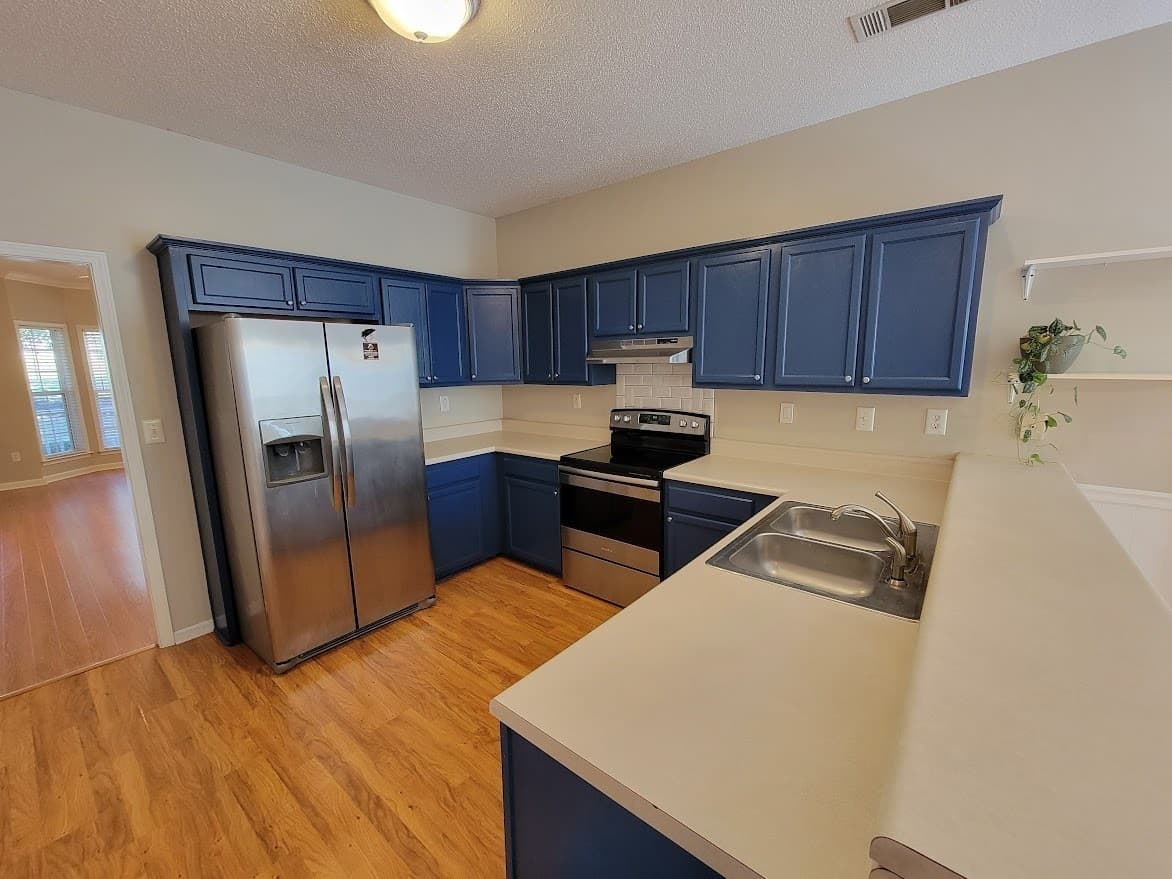 4 bedroom, 2 bathroom, 2,064 sq ft single family residence for rent at 435 Southridge, Senoia, GA 30276 for $2,400 a month — photo 4