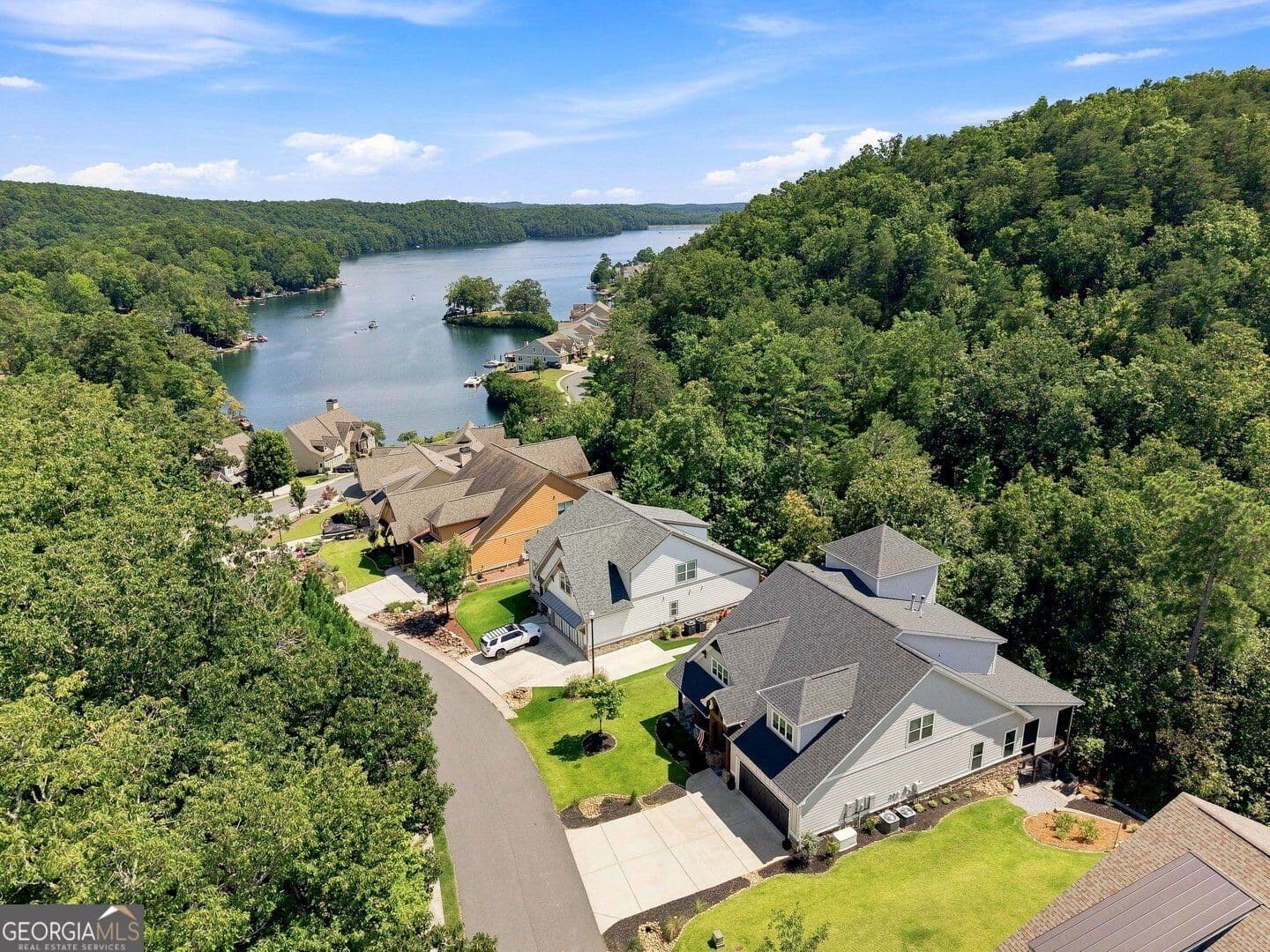4 bedroom, 3.5 bathroom, 3,623 sq ft single family residence for sale at 110 Sunset Peak Court, Waleska, GA 30183 — photo 2