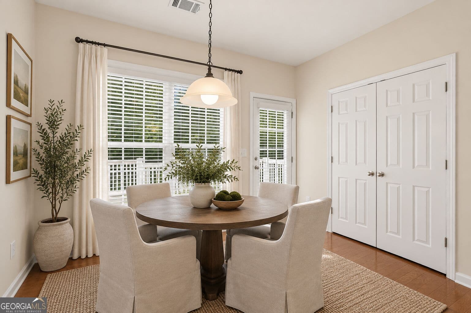 6 bedroom, 5 bathroom, 4,488 sq ft single family residence for sale at 4385 Colchester Creek Drive, Cumming, GA 30040 — photo 7