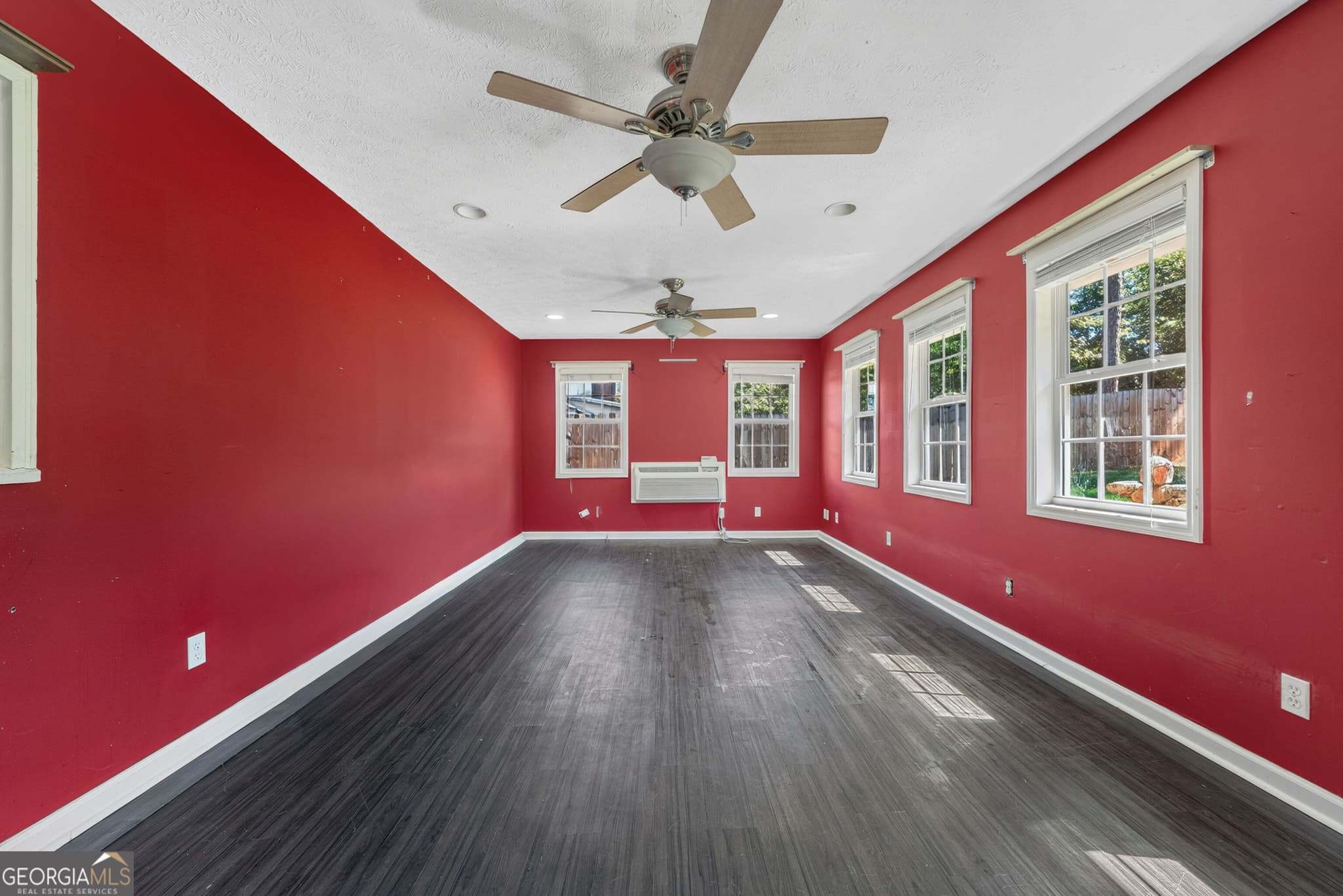 3 bedroom, 2 bathroom, 2,147 sq ft single family residence for sale at 417 Lee Road 309, Phenix City, AL 36870 — photo 10