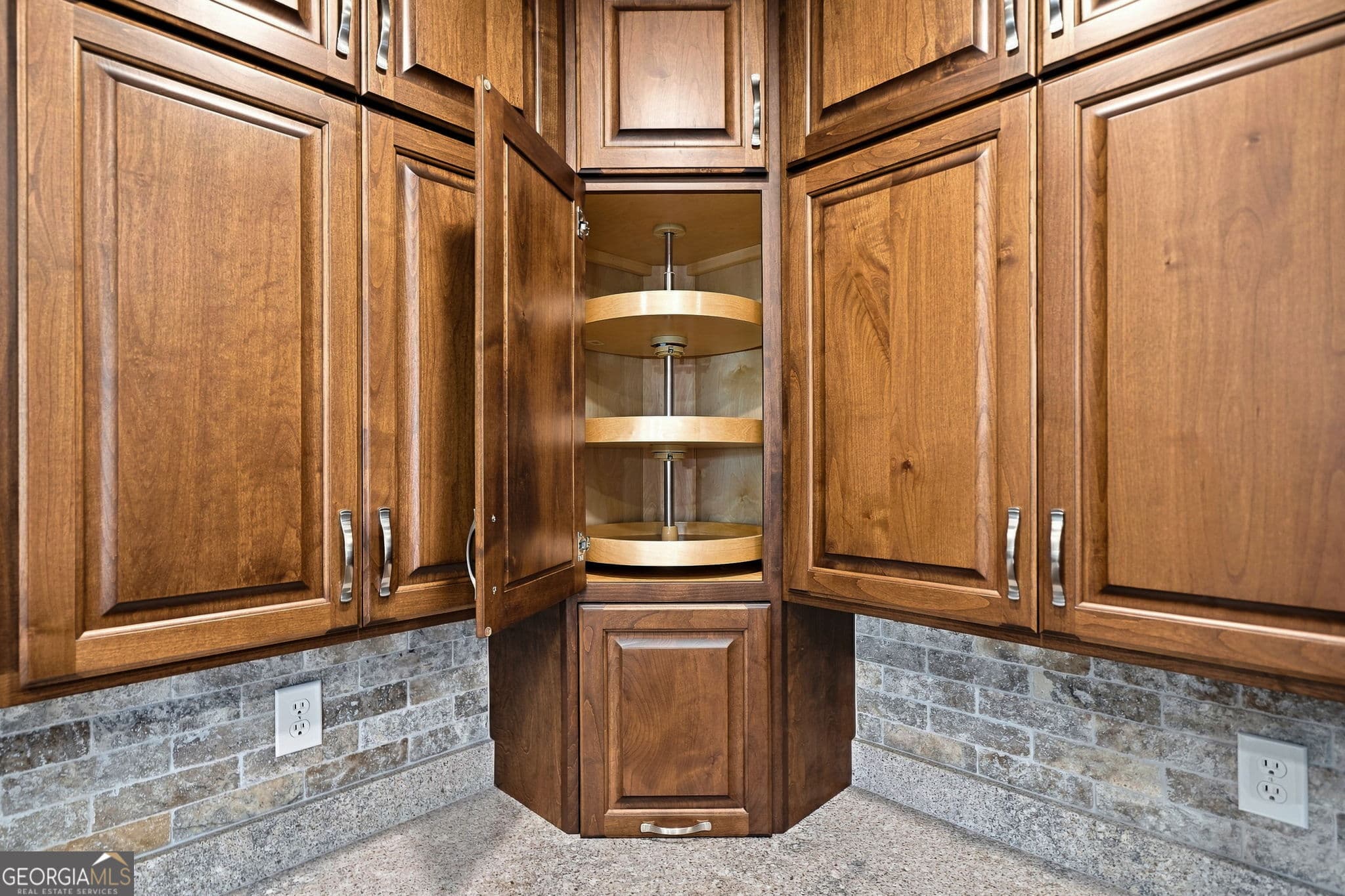 4 bedroom, 2.5 bathroom, 3,010 sq ft single family residence for sale at 569 Byrd Mountain Lane, Canton, GA 30114 — photo 8