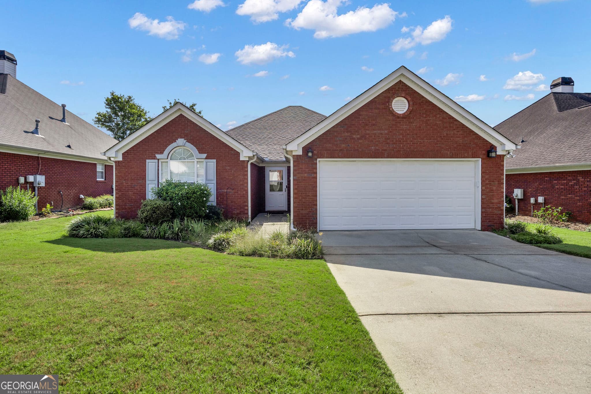 2 bedroom, 2 bathroom, 1,585 sq ft single family residence for sale at 149 Meridian Drive, Stockbridge, GA 30281 — photo 1 of 35