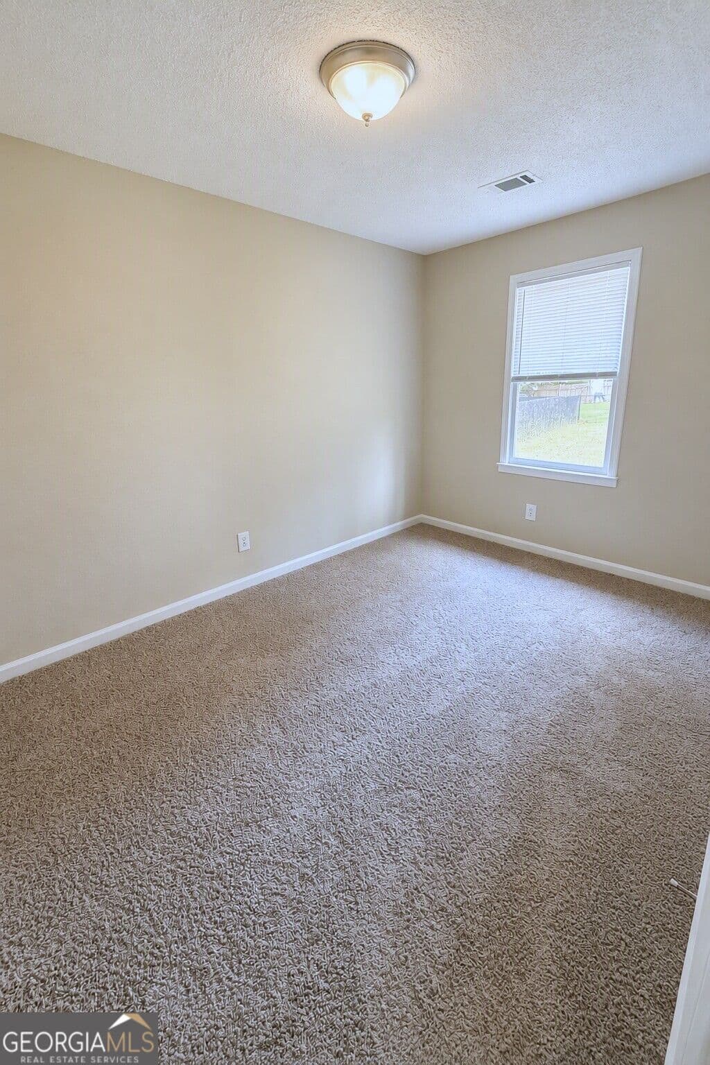 2 bedroom, 1 bathroom, 894 sq ft single family residence for sale at 118 Griffith Street, Winder, GA 30680 — photo 7