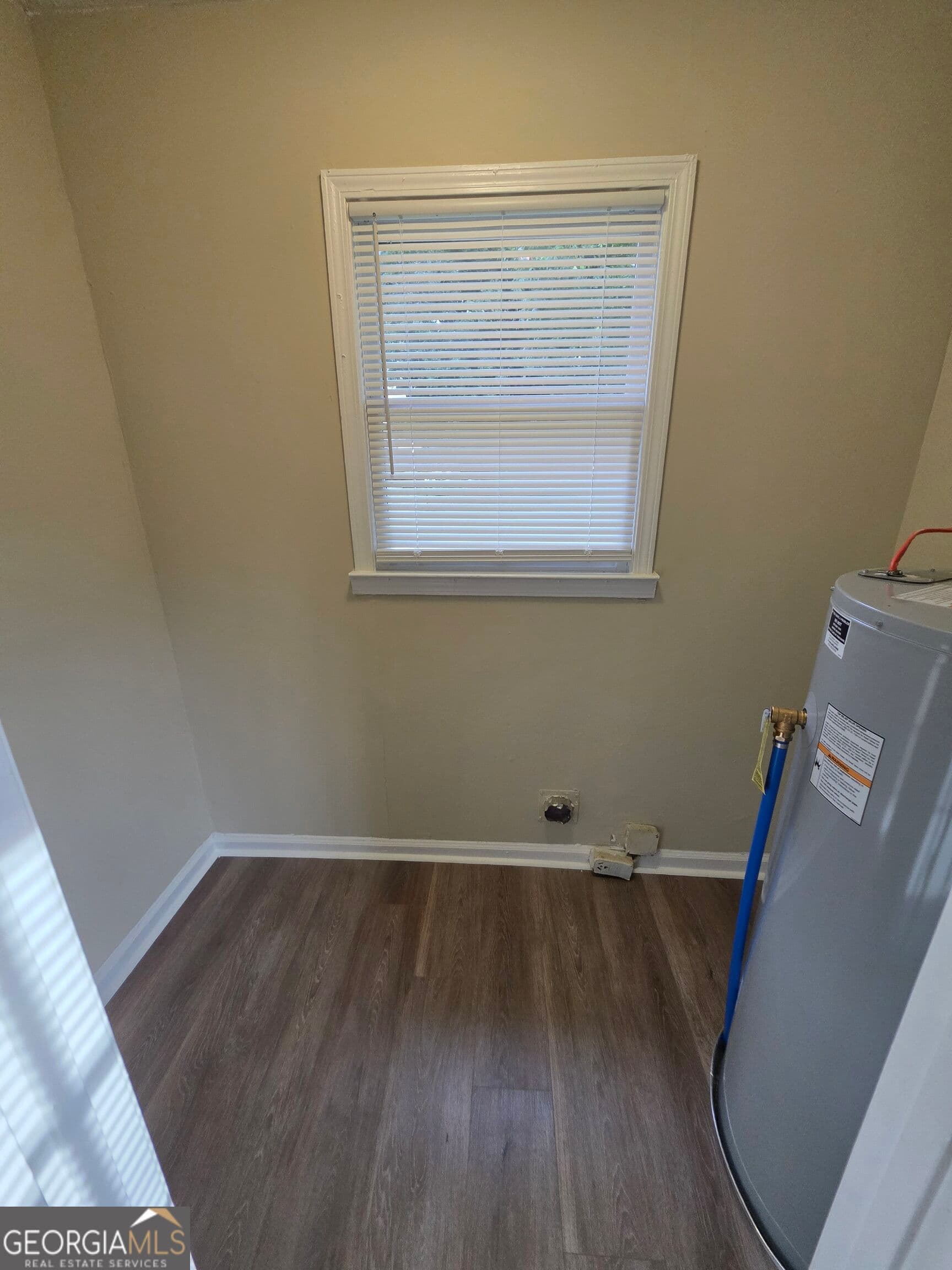 2 bedroom, 1 bathroom, 894 sq ft single family residence for sale at 118 Griffith Street, Winder, GA 30680 — photo 9