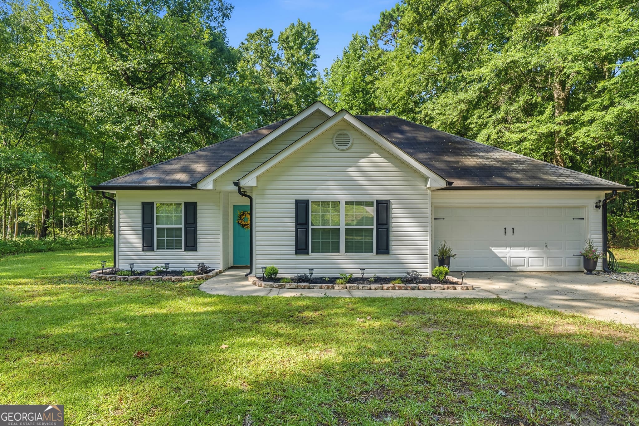 3 bedroom, 2 bathroom, 1,502 sq ft single family residence for sale at 613 Kings Road, Milledgeville, GA 31061 — photo 4