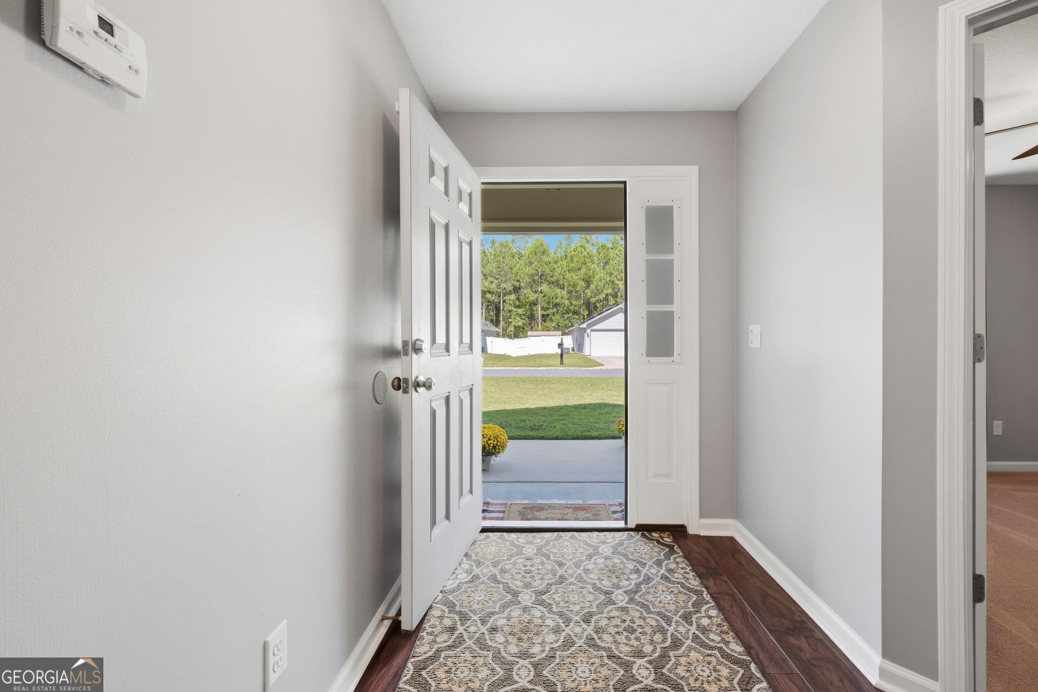 5 bedroom, 3 bathroom, 2,221 sq ft single family residence under contract at 608 Victorias Circle, St. Marys, GA 31558 — photo 7