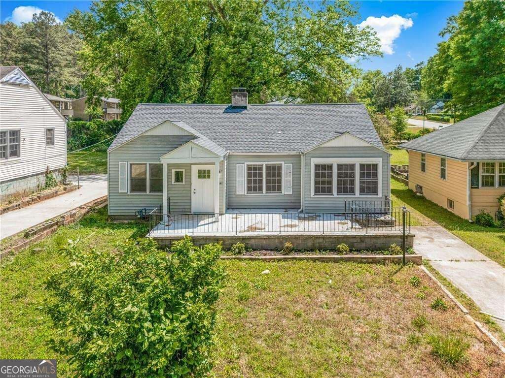 3 bedroom, 2 bathroom, 1,328 sq ft single family residence for sale at 1774 Campbellton Road, Atlanta, GA 30311