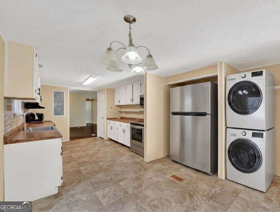3 bedroom, 2 bathroom, 1,512 sq ft manufactured home,single family residence for sale at 300 Deer Trail Lane, Midway, GA 31320 — photo 4