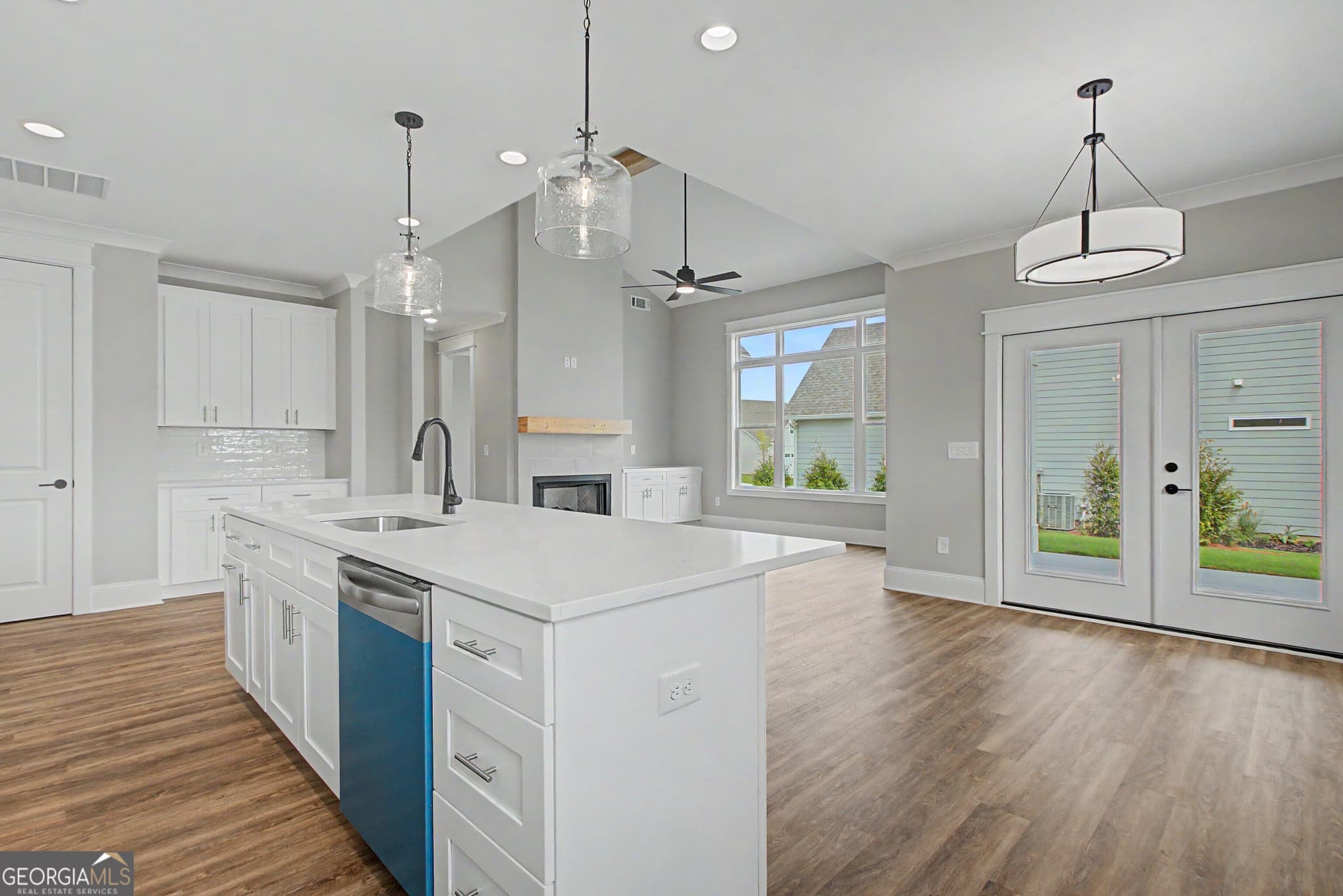 3 bedroom, 2 bathroom, 1,552 sq ft single family residence for sale at 100 Redhaven Drive, Senoia, GA 30276 — photo 8