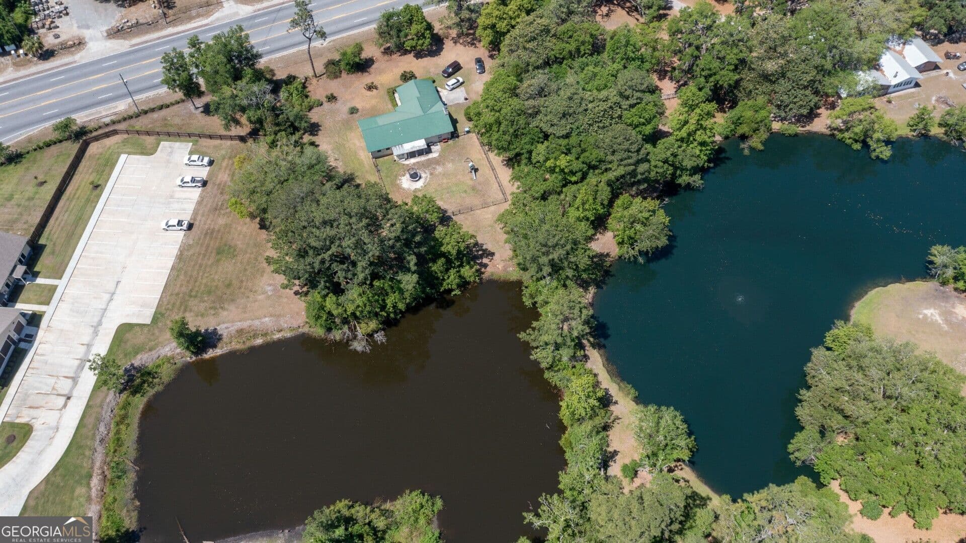 3 bedroom, 2 bathroom, 1,725 sq ft single family residence for rent at 6120 New Jesup Highway, Brunswick, GA 31523 for $2,100 a month — photo 9