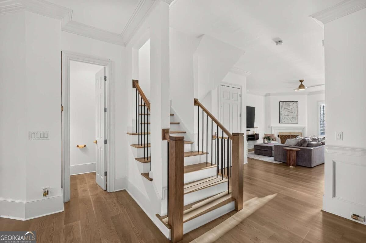 4 bedroom, 4.5 bathroom, 4,110 sq ft townhouse for sale at 4390 Bridgehaven Drive 11, Smyrna, GA 30080 — photo 8