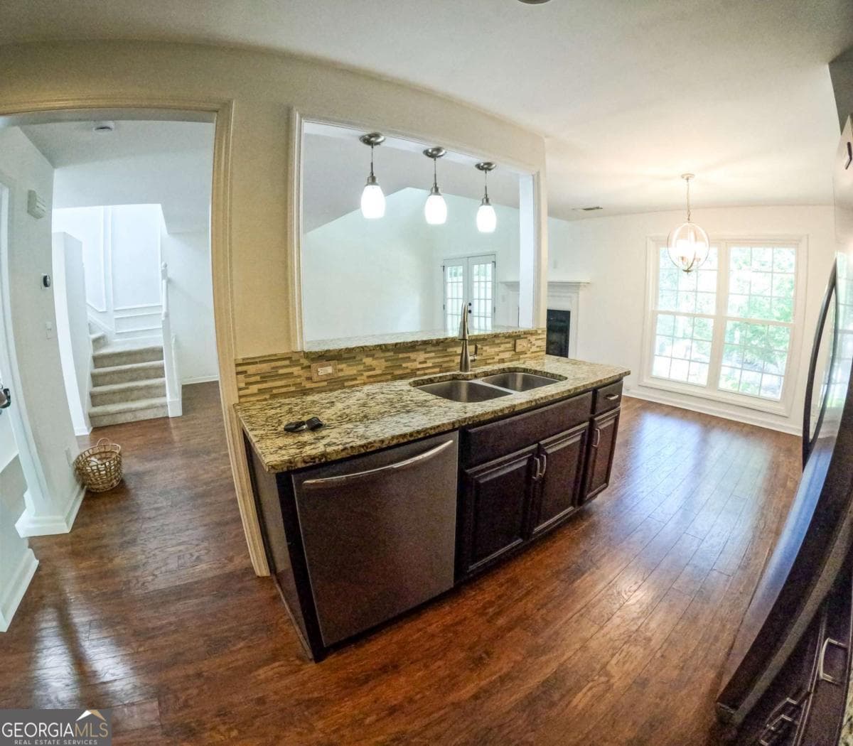 3 bedroom, 3.5 bathroom, 2,140 sq ft townhouse for rent at 705 Bridge Lane 705, Smyrna, GA 30082 for $2,975 a month — photo 7