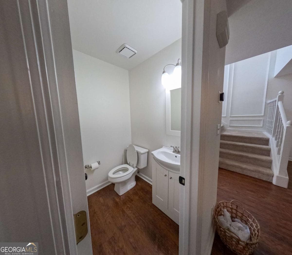 3 bedroom, 3.5 bathroom, 2,140 sq ft townhouse for rent at 705 Bridge Lane 705, Smyrna, GA 30082 for $2,975 a month — photo 5