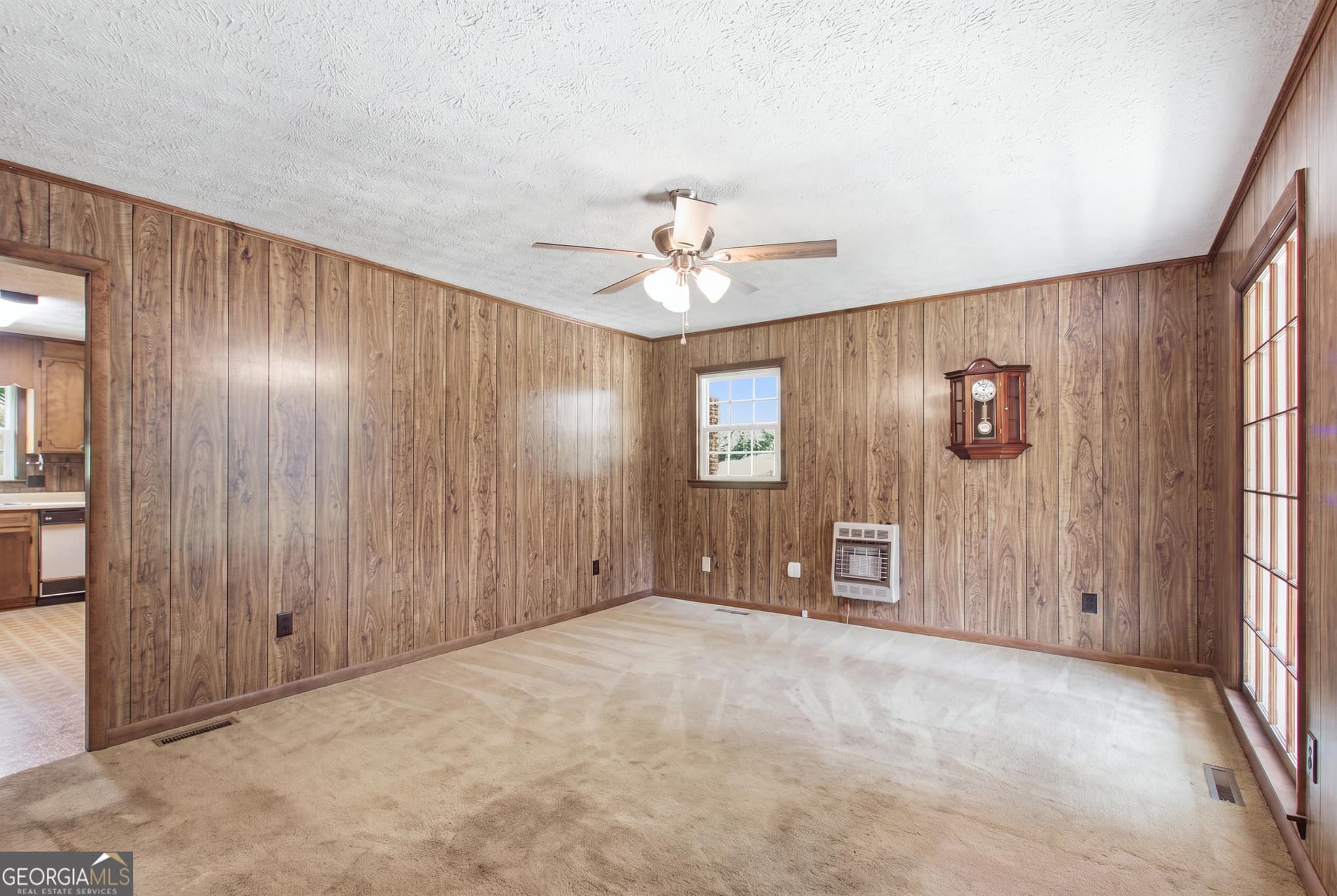 2 bedroom, 2 bathroom, 1,320 sq ft single family residence for sale at 3863 Highway 105, Baldwin, GA 30511 — photo 7