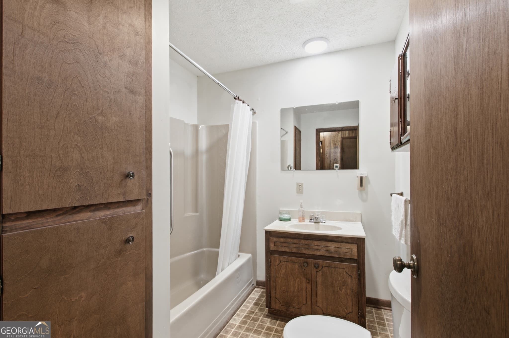 2 bedroom, 2 bathroom, 1,320 sq ft single family residence for sale at 3863 Highway 105, Baldwin, GA 30511 — photo 10