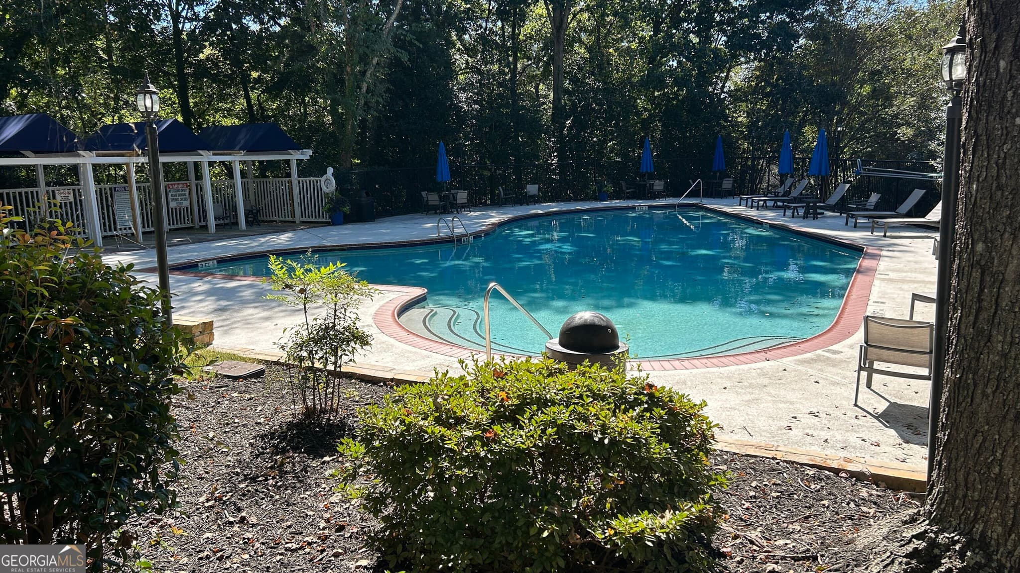 2 bedroom, 2 bathroom, 1,134 sq ft condominium for sale at 3307 Santa Fe Parkway, Atlanta, GA 30350 — photo 8