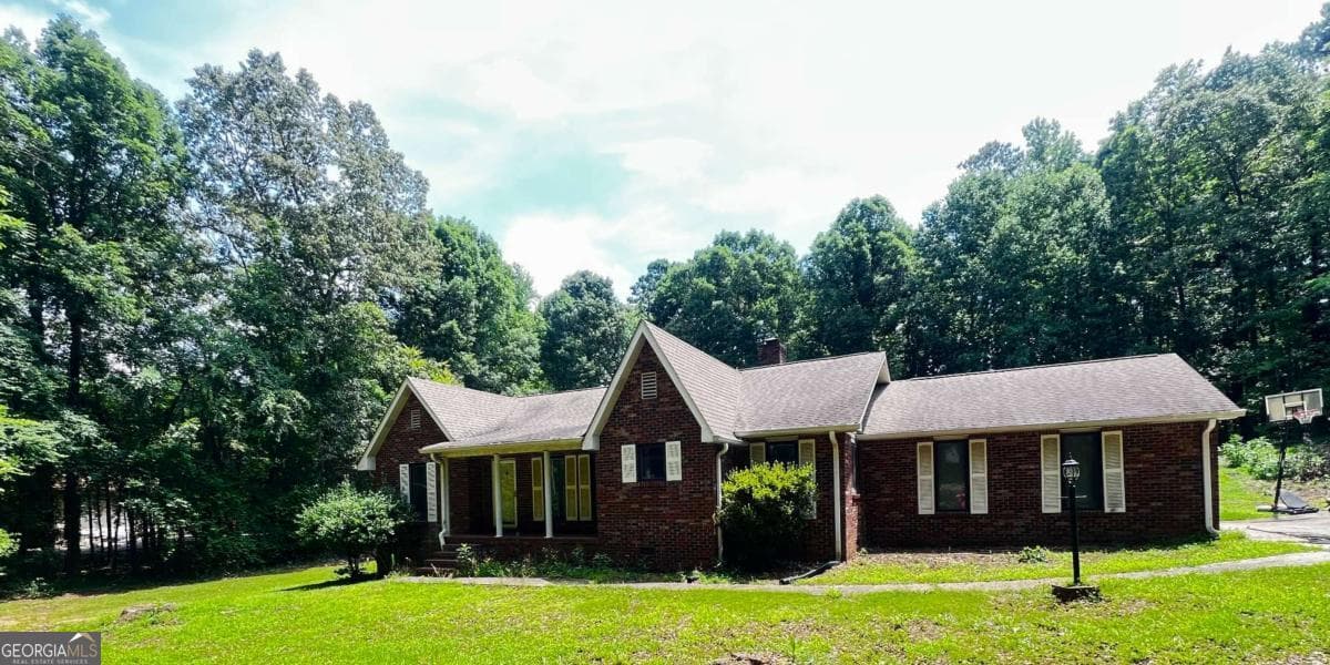 3 bedroom, 2.5 bathroom, 1,864 sq ft single family residence sold at 760 Pine Needle Road, Hampton, GA 30228