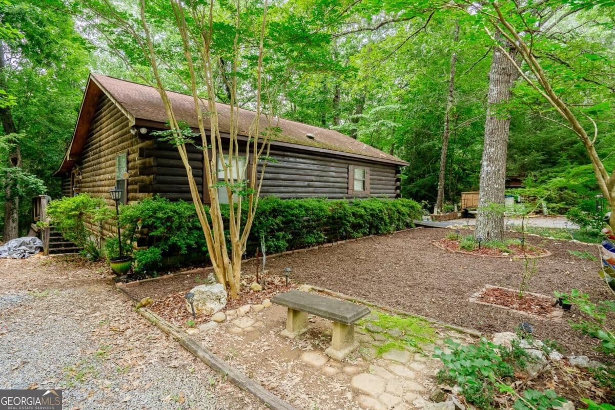 2 bedroom, 1.5 bathroom, 1,080 sq ft cabin,single family residence for sale at 12 Scott Drive, Ellijay, GA 30540 — photo 2