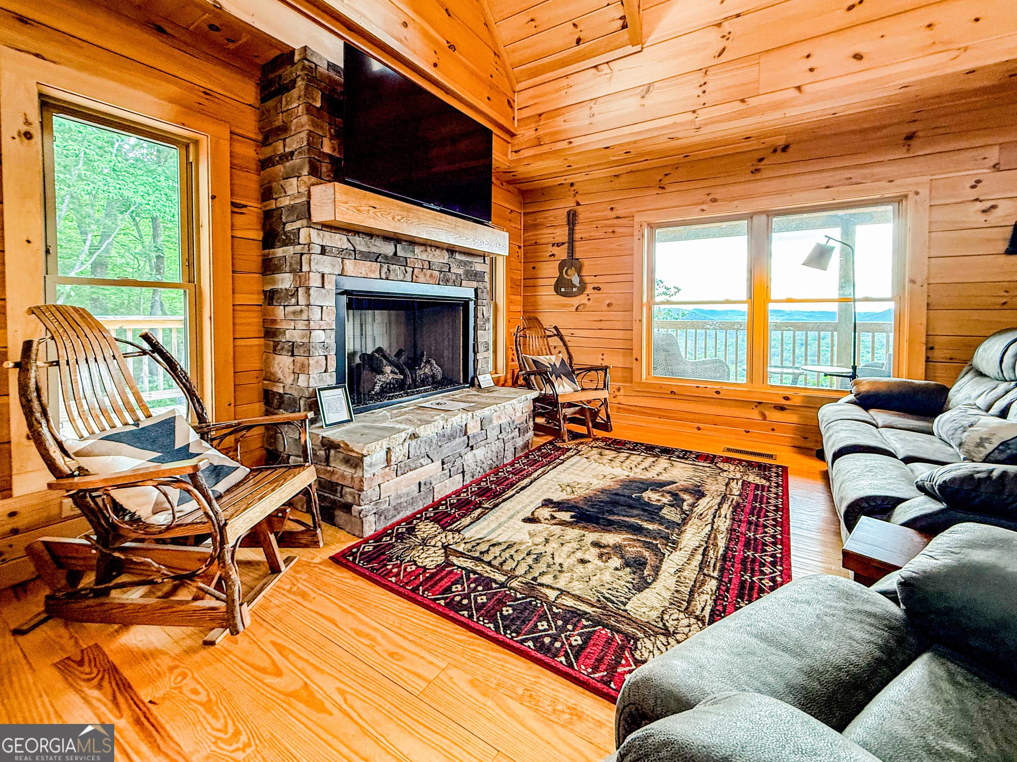 3 bedroom, 3 bathroom, 1,693 sq ft cabin,single family residence for sale at 216 Eagle Talon Trail, Sautee Nacoochee, GA 30571 — photo 7