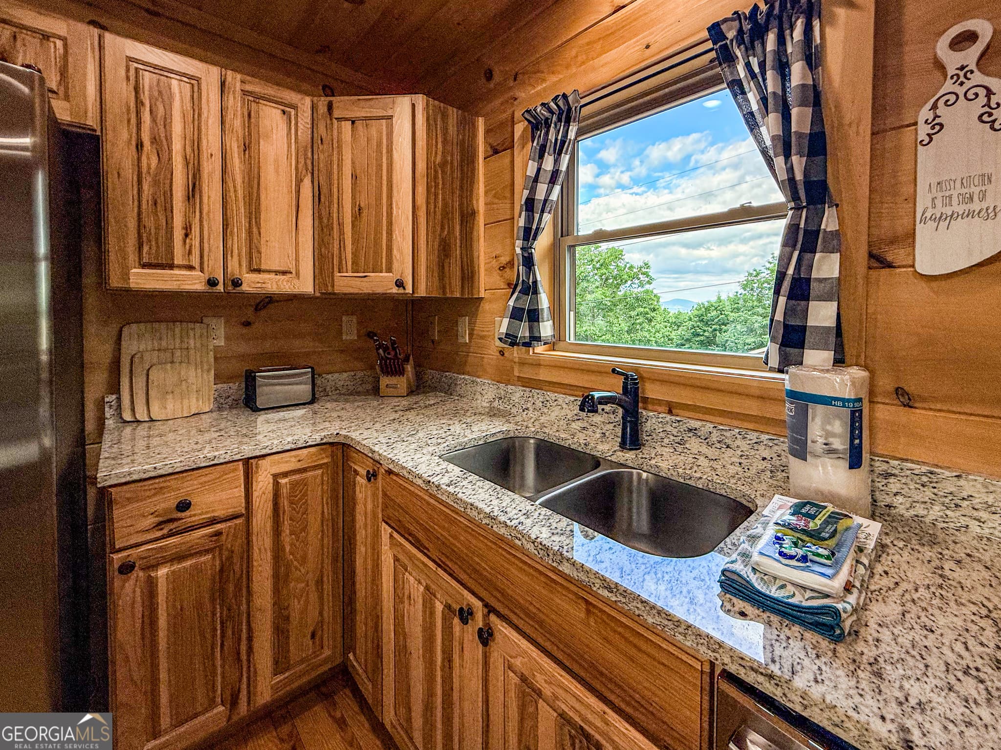 3 bedroom, 3 bathroom, 1,693 sq ft cabin,single family residence for sale at 216 Eagle Talon Trail, Sautee Nacoochee, GA 30571 — photo 4